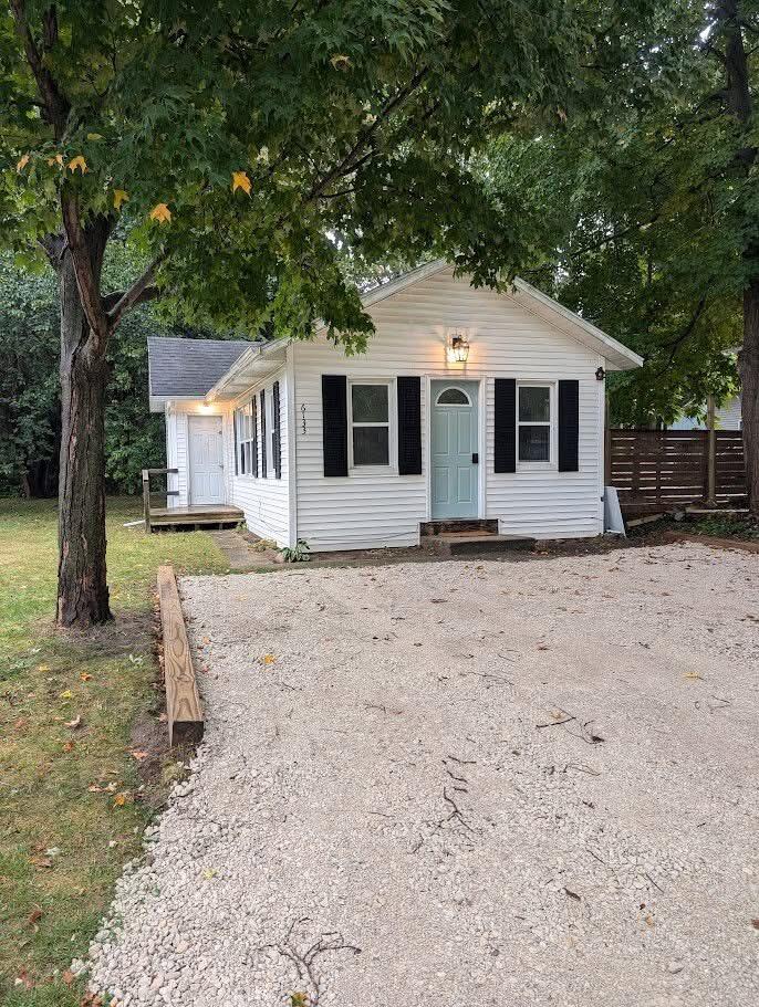 6133 Madison Coloma MI 49038