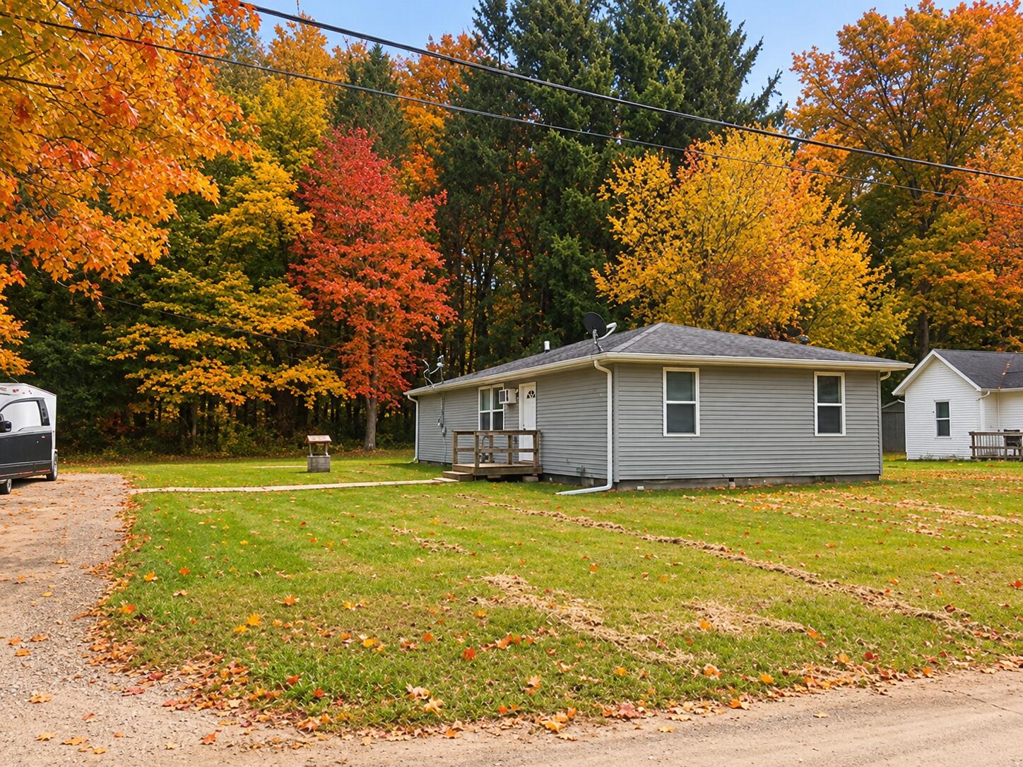 6133 Madison Coloma MI 49038