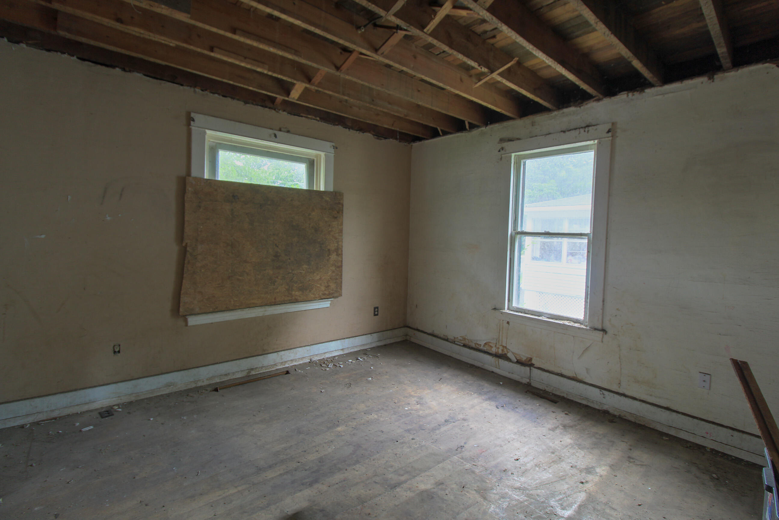 1412 E Alcott Street Kalamazoo MI 49001