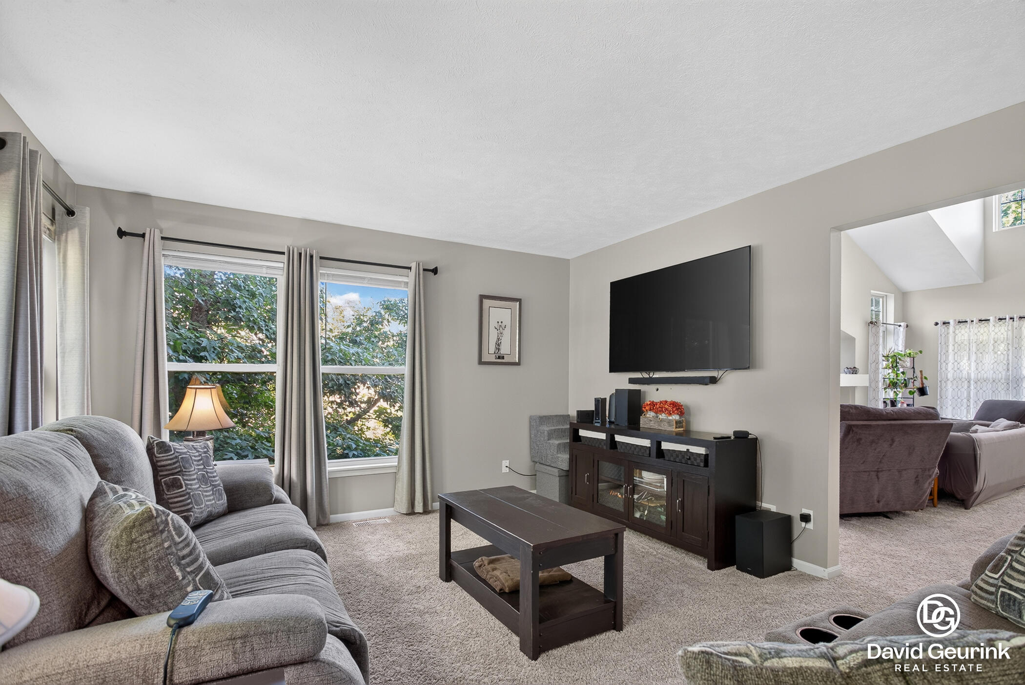 8666 Suntree Drive Zeeland MI 49464