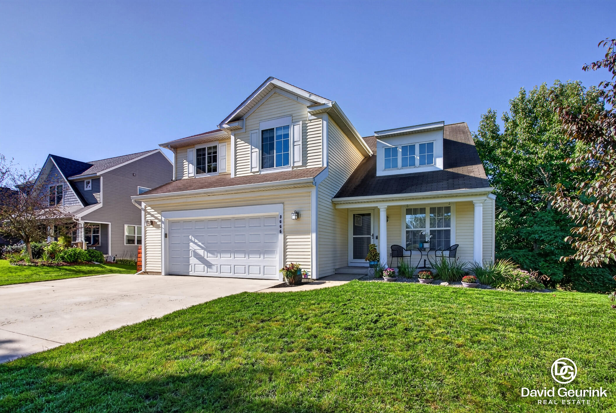 8666 Suntree Drive Zeeland MI 49464