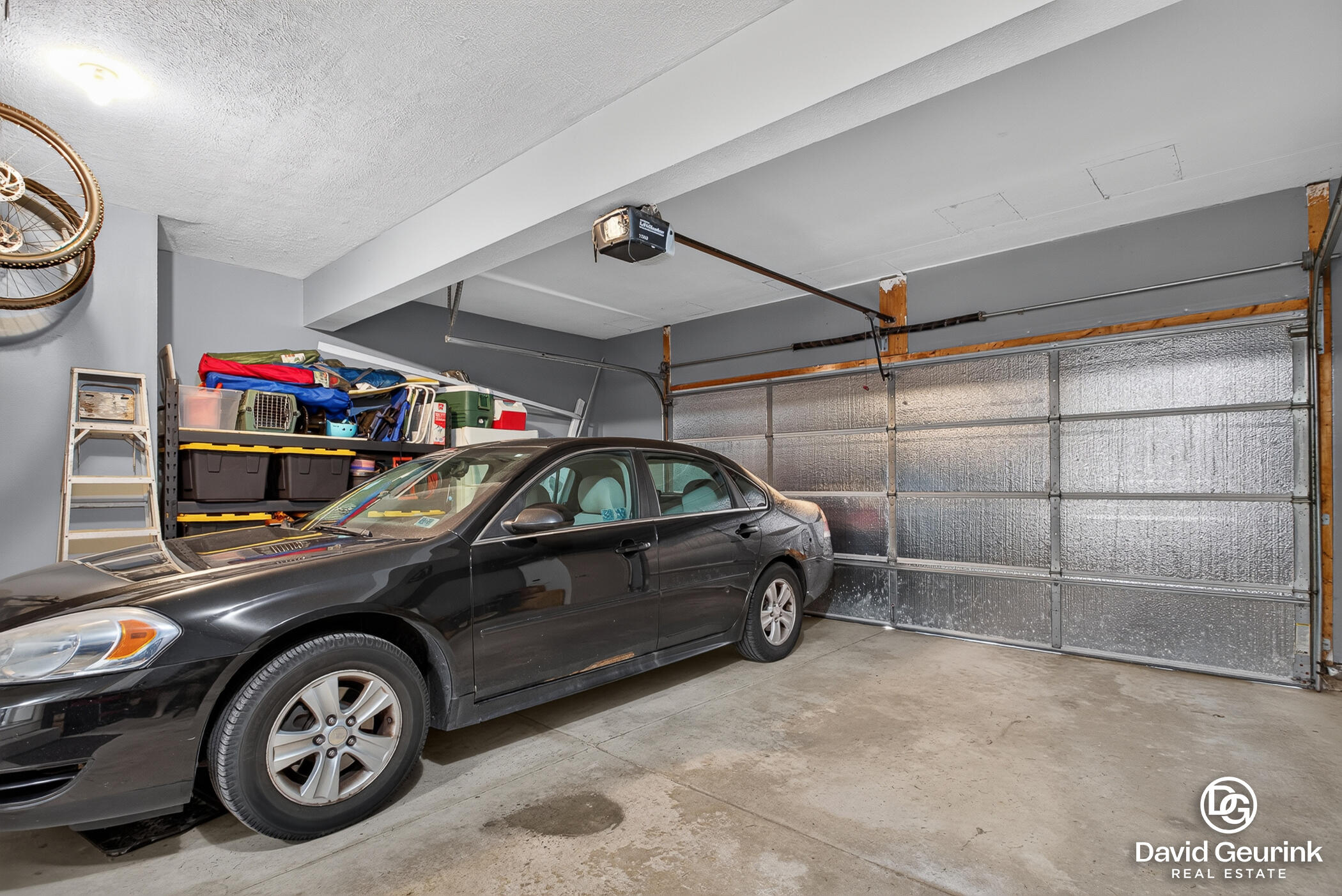 8666 Suntree Drive Zeeland MI 49464