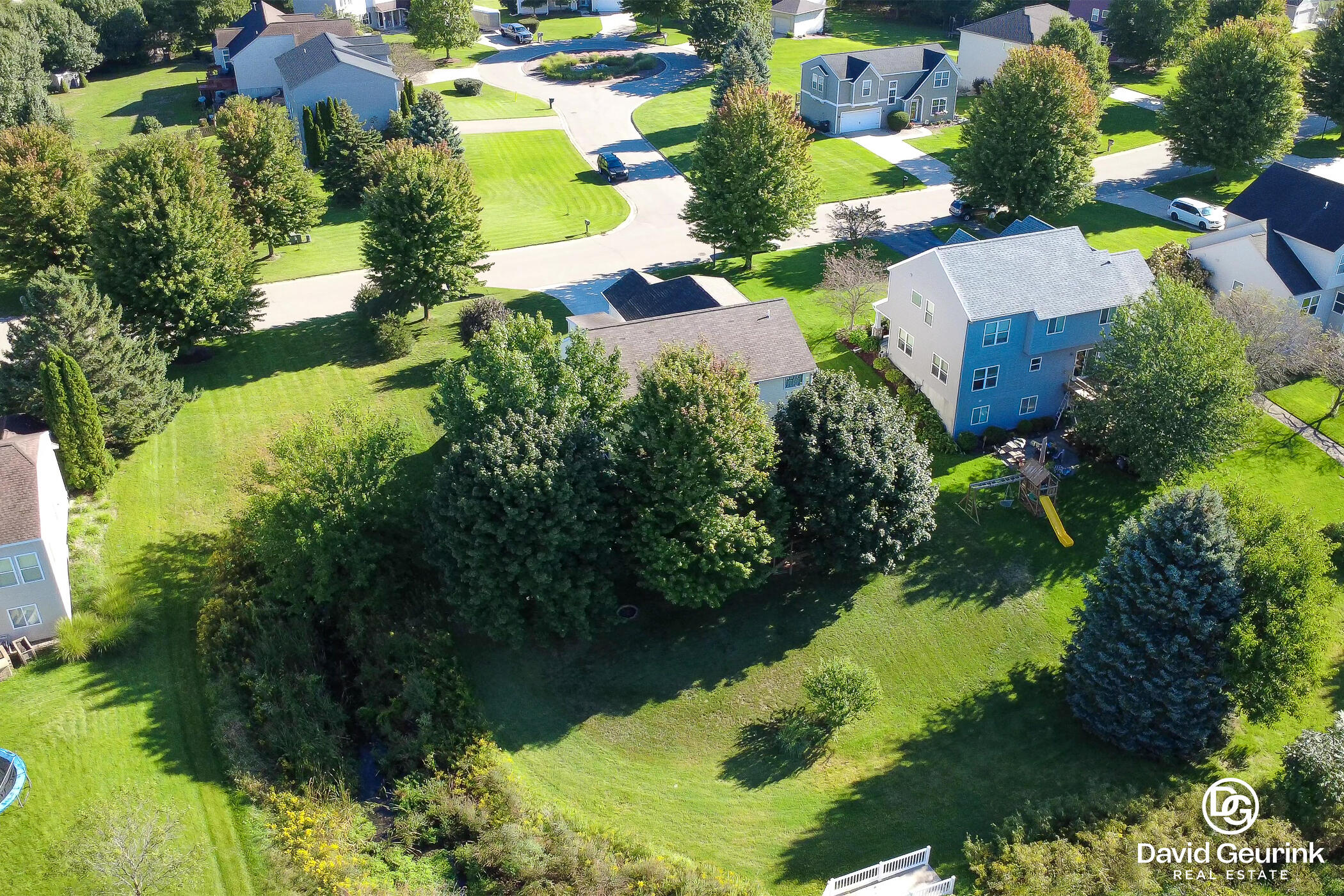 8666 Suntree Drive Zeeland MI 49464
