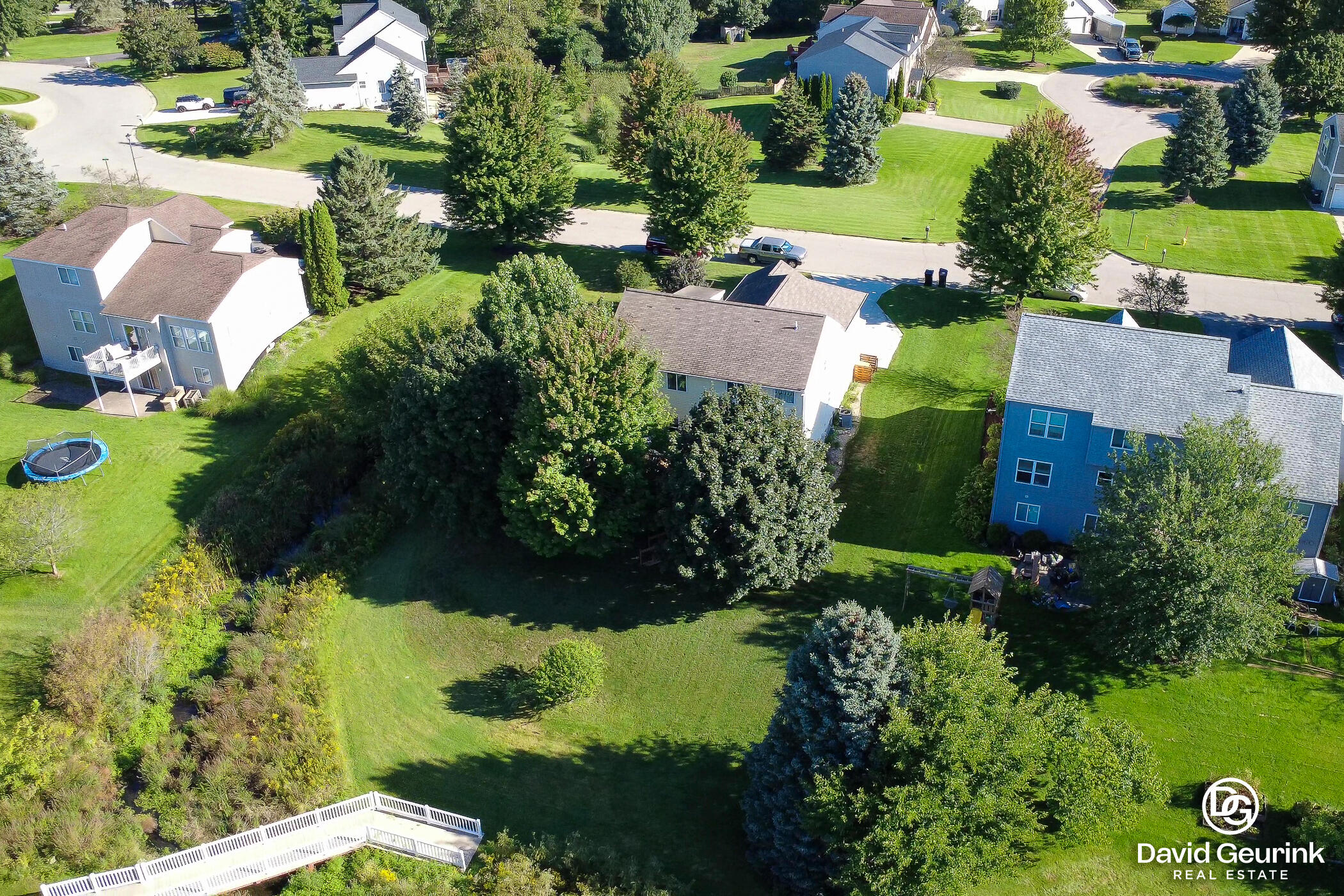 8666 Suntree Drive Zeeland MI 49464
