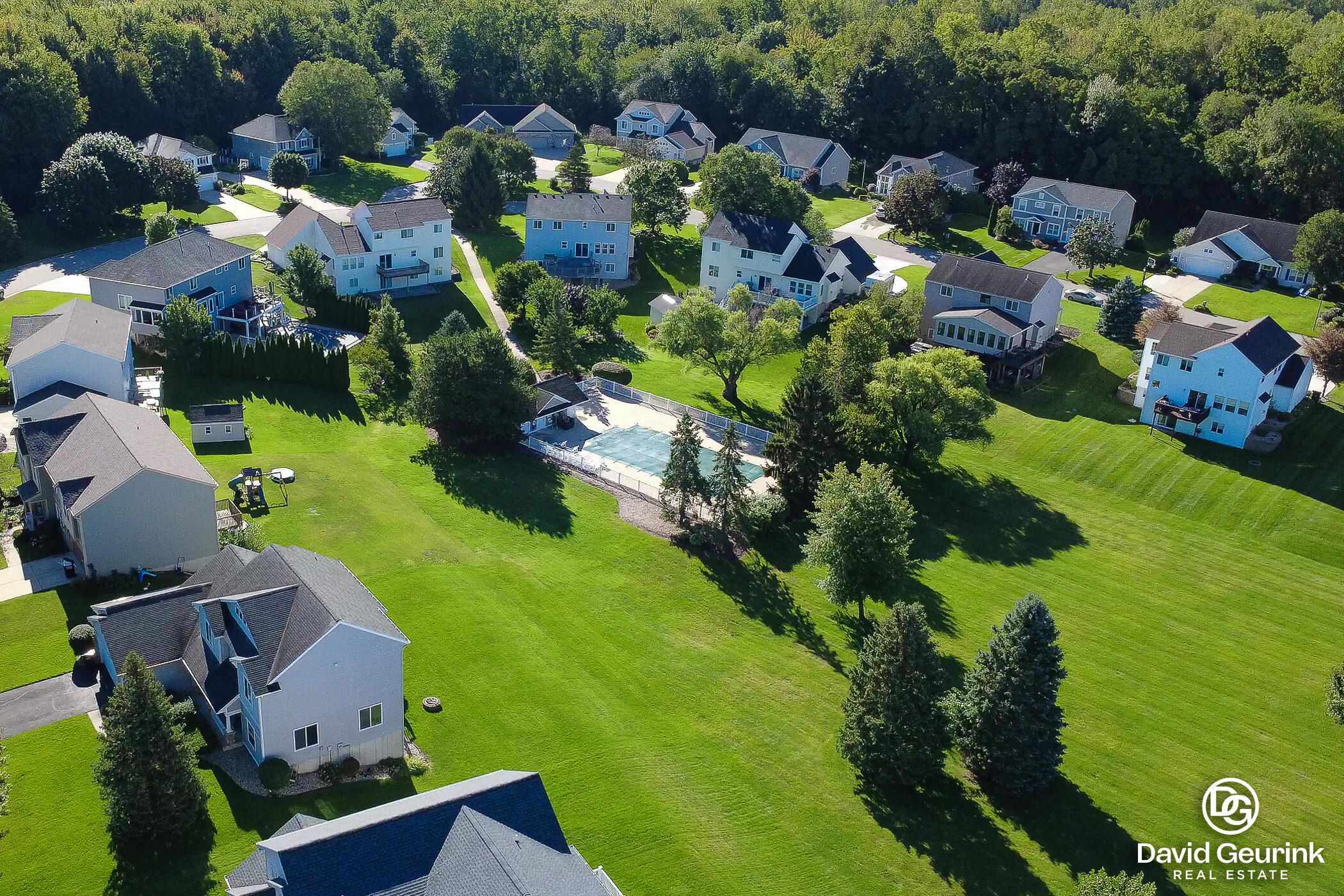 8666 Suntree Drive Zeeland MI 49464
