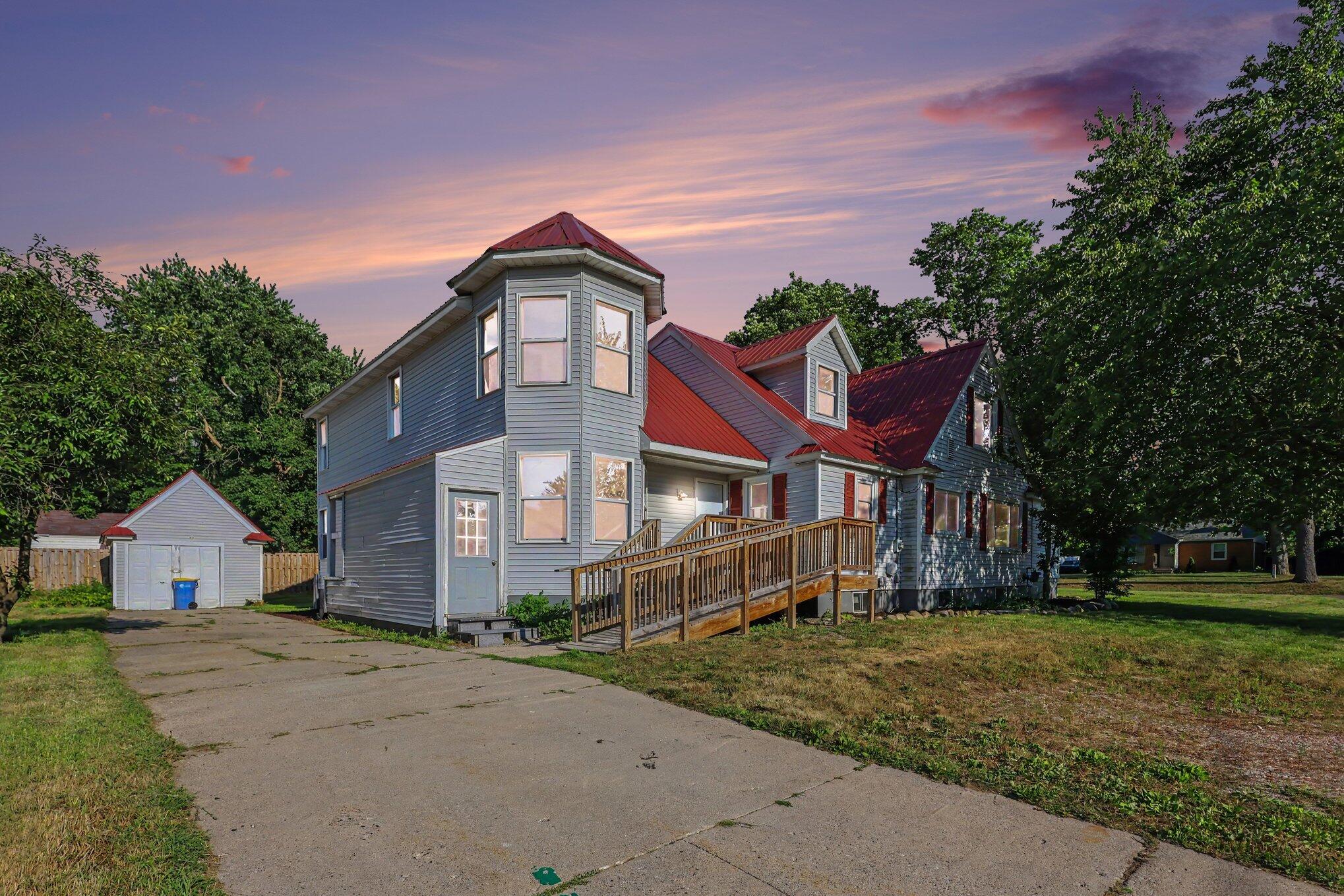 631 3 Mile Road NE Grand Rapids MI 49505