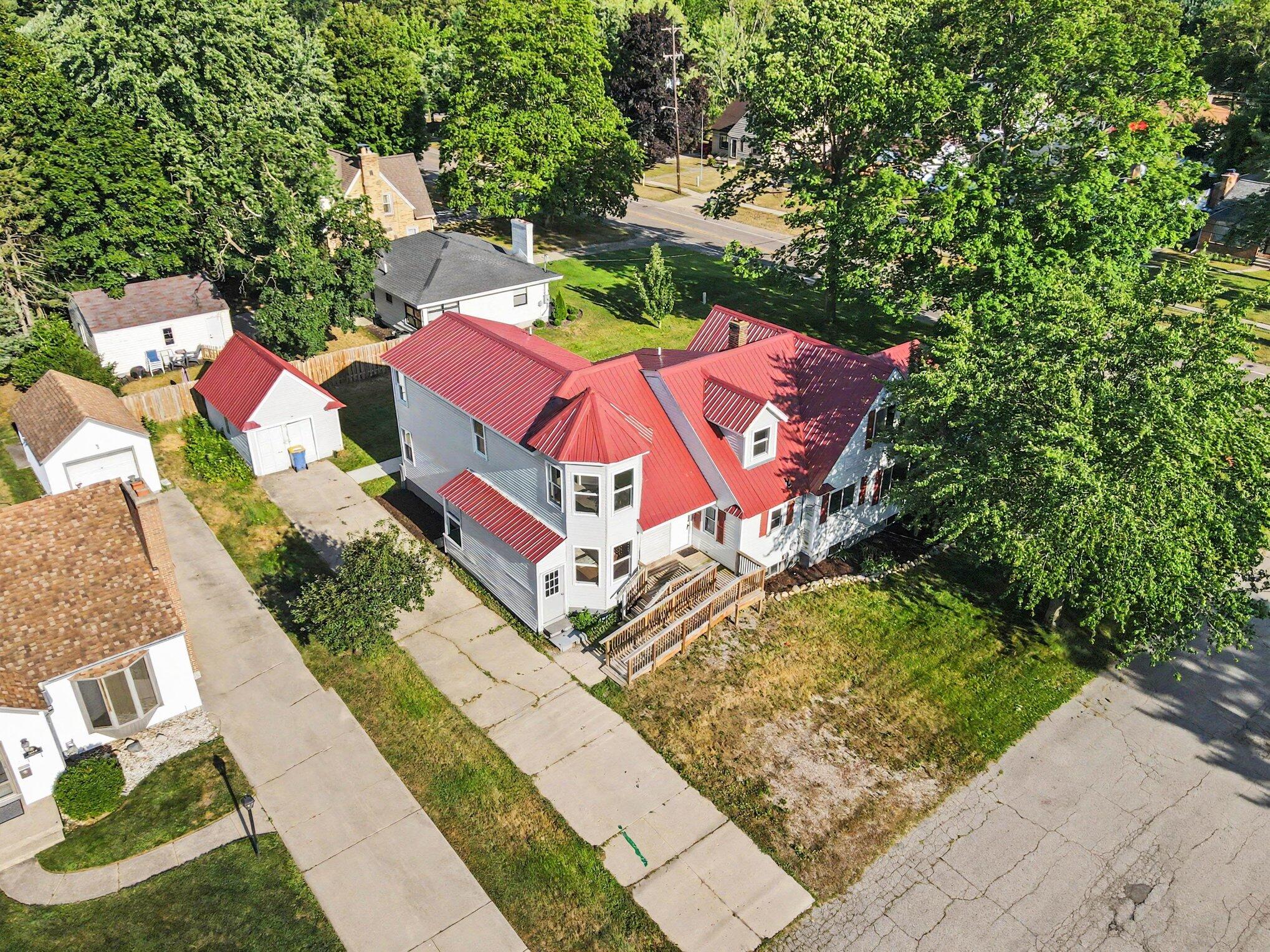 631 3 Mile Road NE Grand Rapids MI 49505