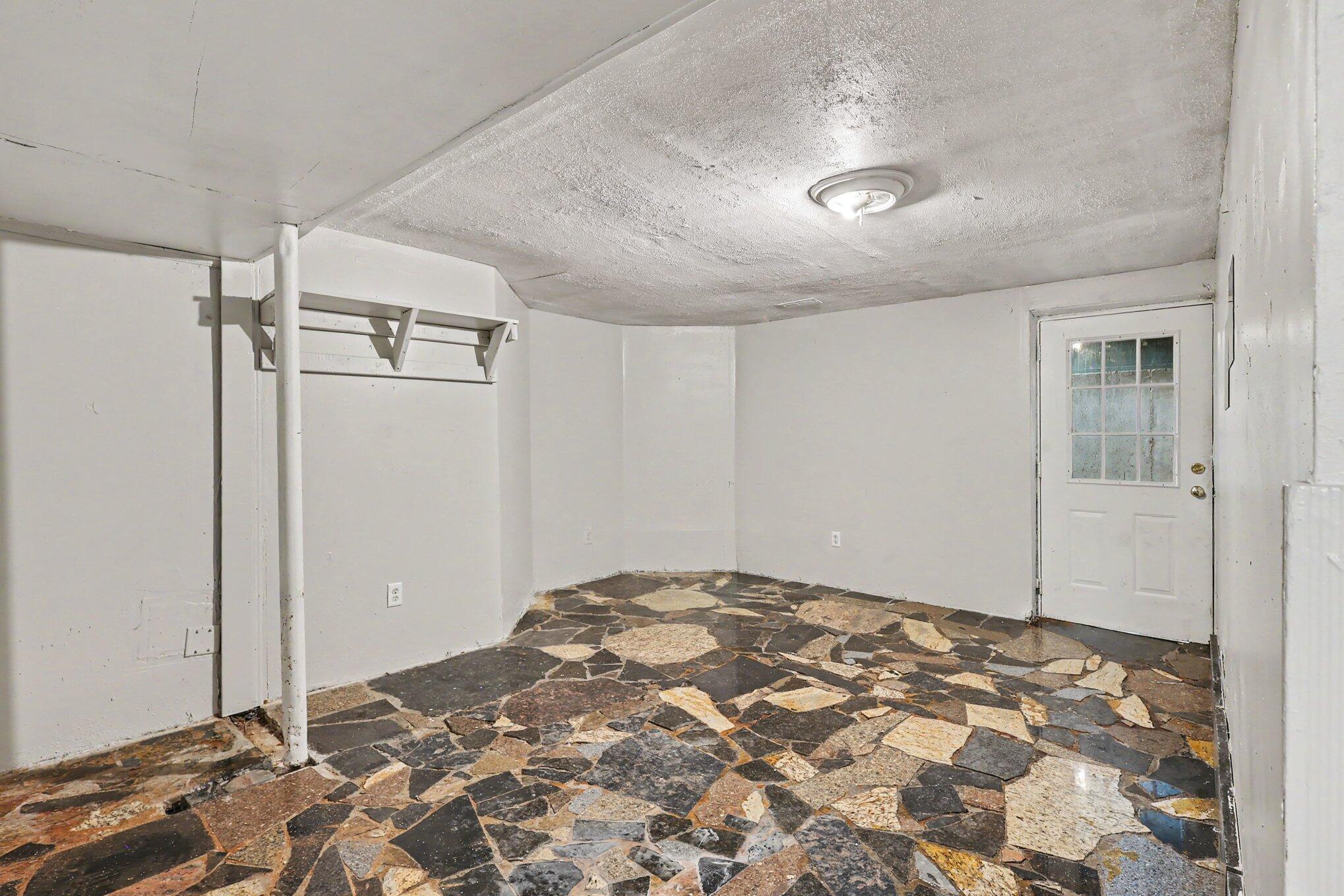 631 3 Mile Road NE Grand Rapids MI 49505