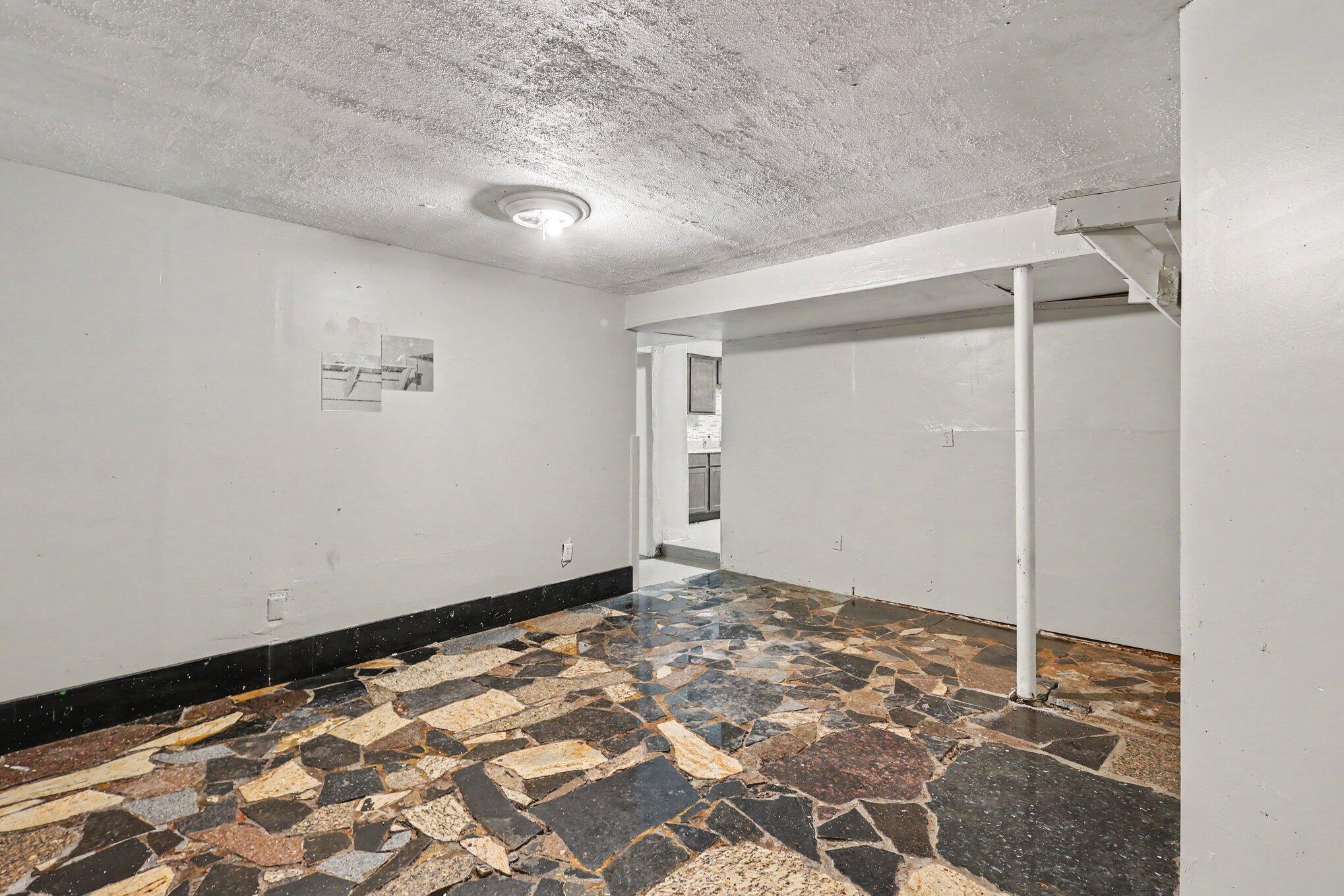 631 3 Mile Road NE Grand Rapids MI 49505