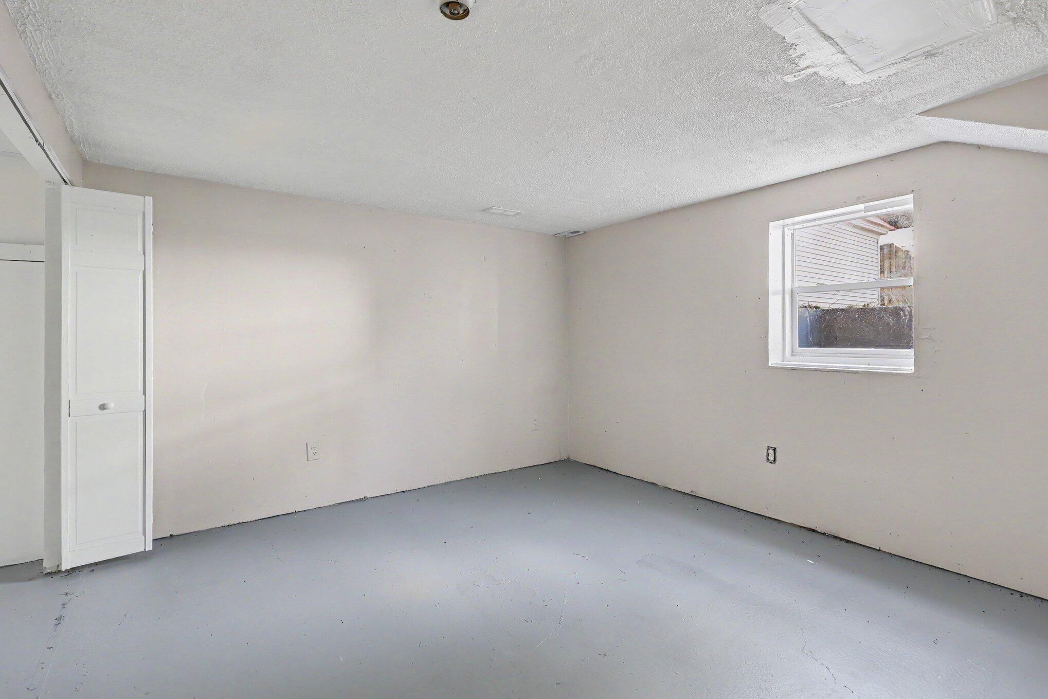 631 3 Mile Road NE Grand Rapids MI 49505