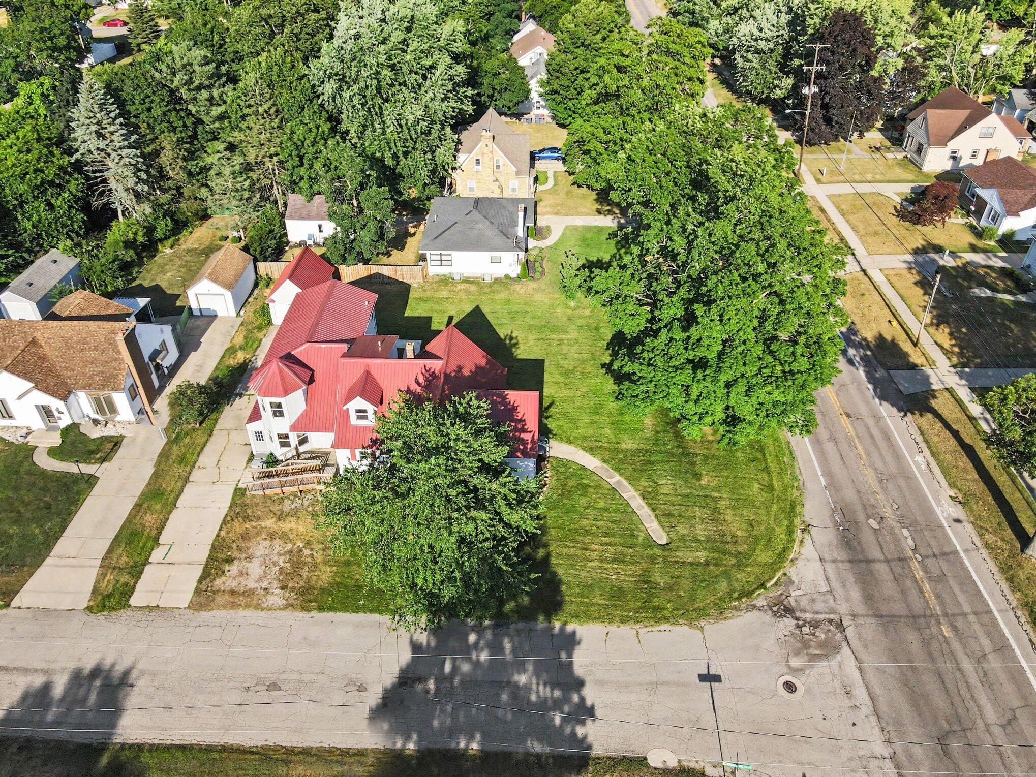 631 3 Mile Road NE Grand Rapids MI 49505