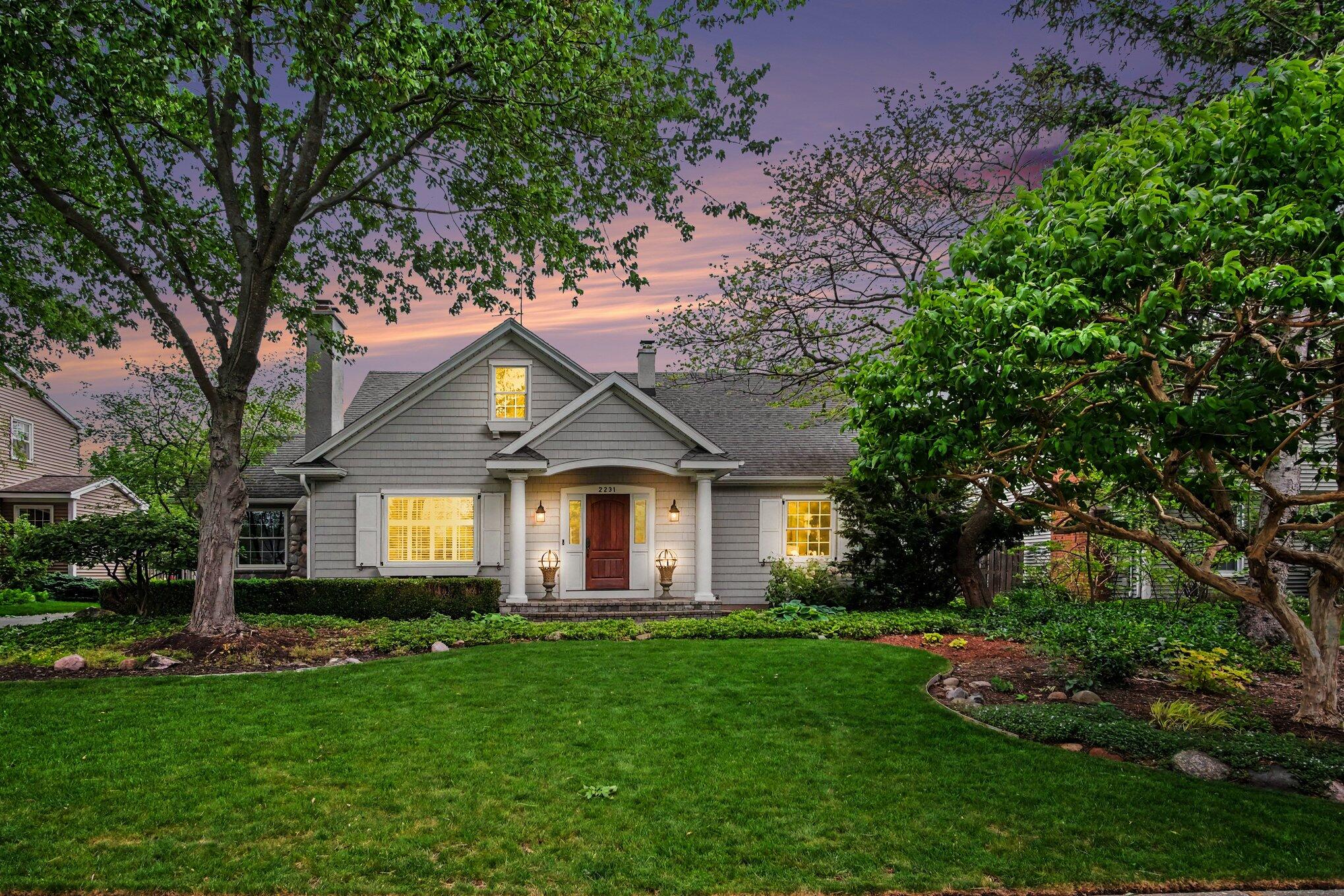 2231 Ridgecroft Avenue SE Grand Rapids MI 49546