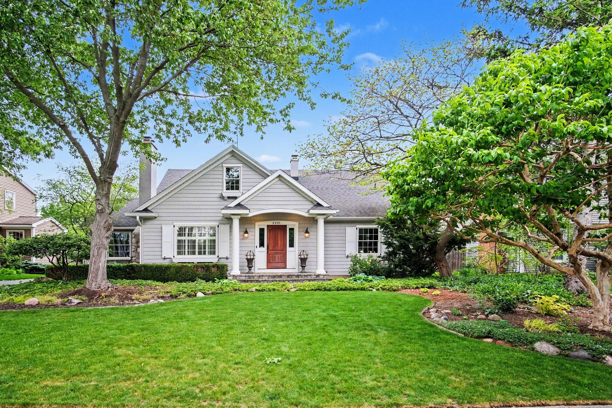 2231 Ridgecroft Avenue SE Grand Rapids MI 49546