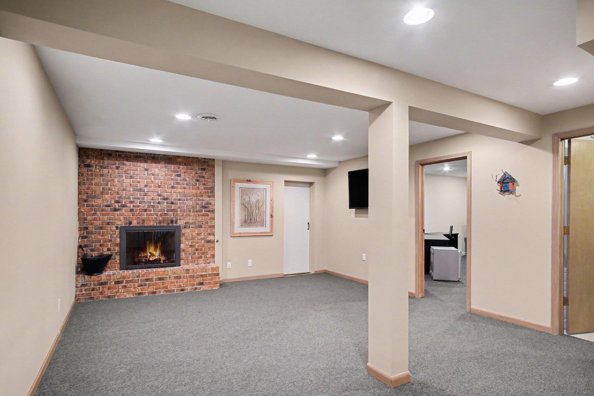 2231 Ridgecroft Avenue SE Grand Rapids MI 49546