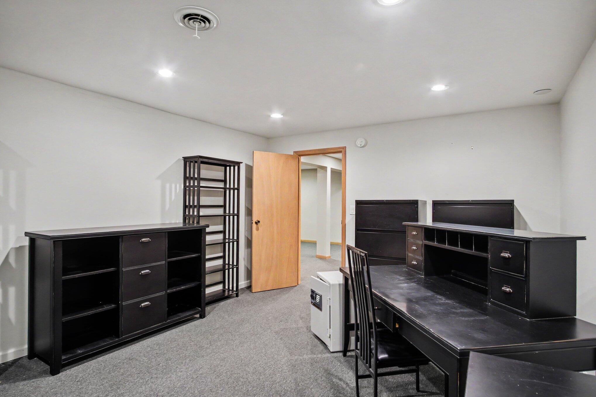2231 Ridgecroft Avenue SE Grand Rapids MI 49546