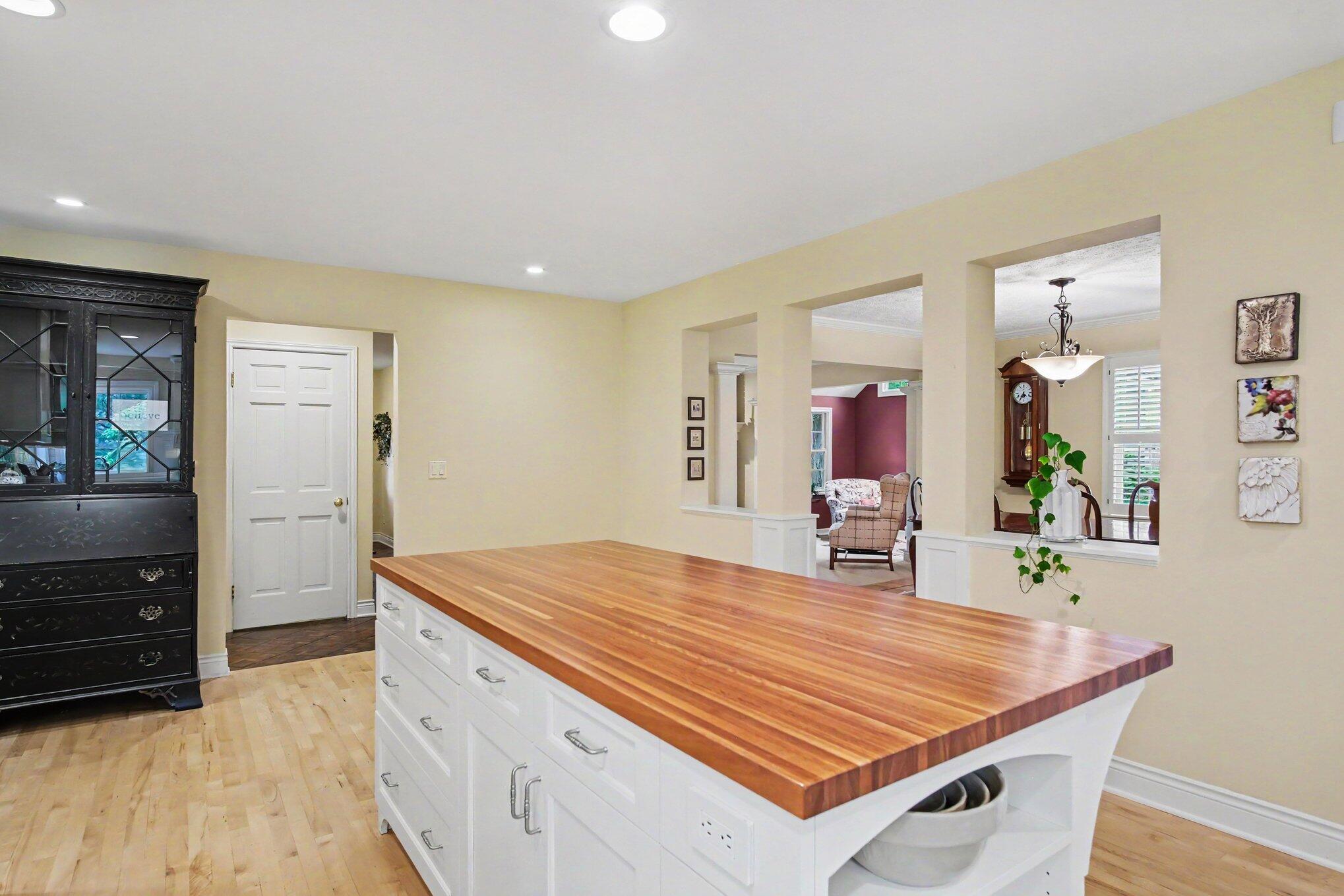 2231 Ridgecroft Avenue SE Grand Rapids MI 49546