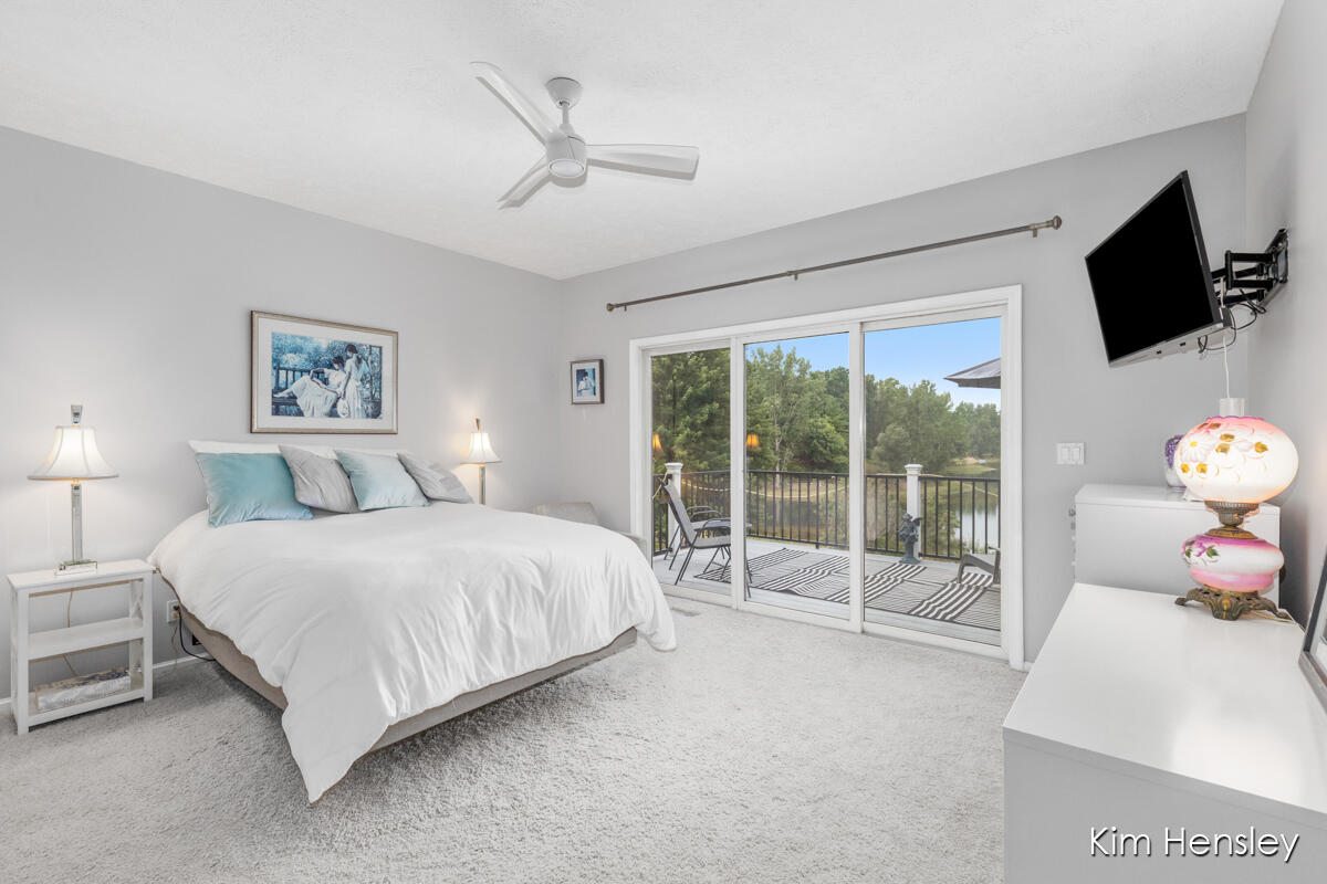 7455 Decosta Drive NE Rockford MI 49341