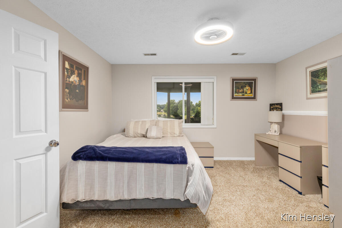 7455 Decosta Drive NE Rockford MI 49341