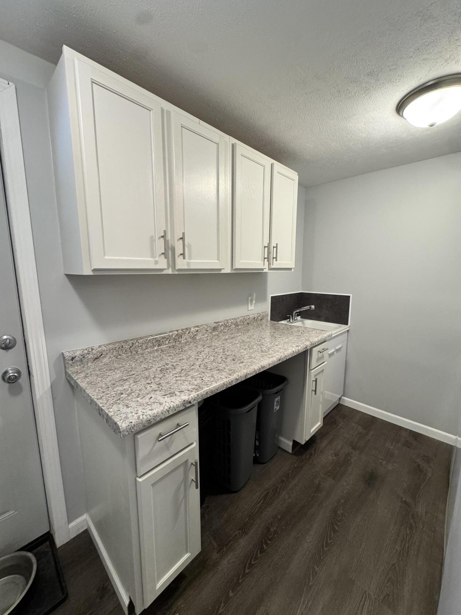 2888 Lyons Avenue Kalamazoo MI 49048