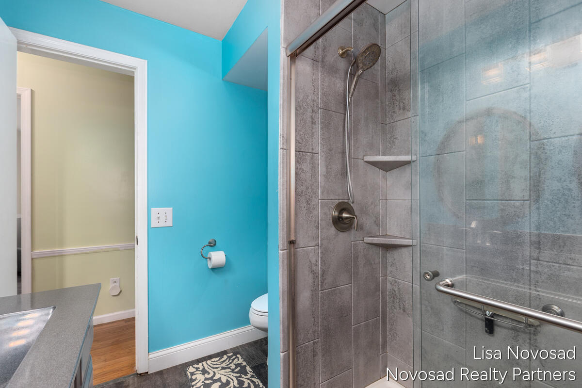 225 Alewa Drive NW Grand Rapids MI 49504