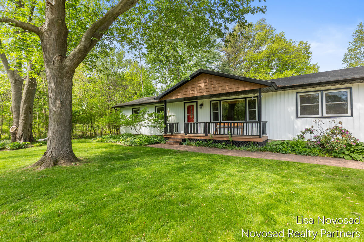 225 Alewa Drive NW Grand Rapids MI 49504