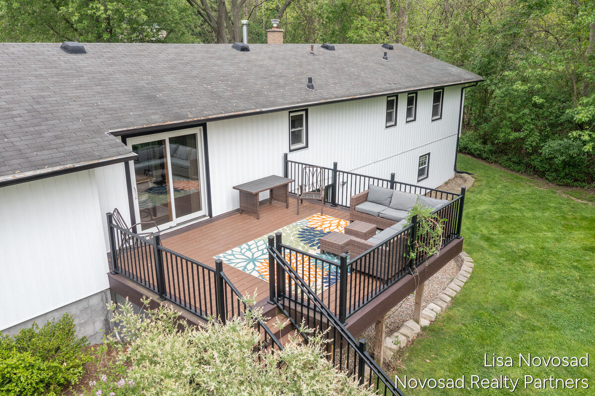 225 Alewa Drive NW Grand Rapids MI 49504