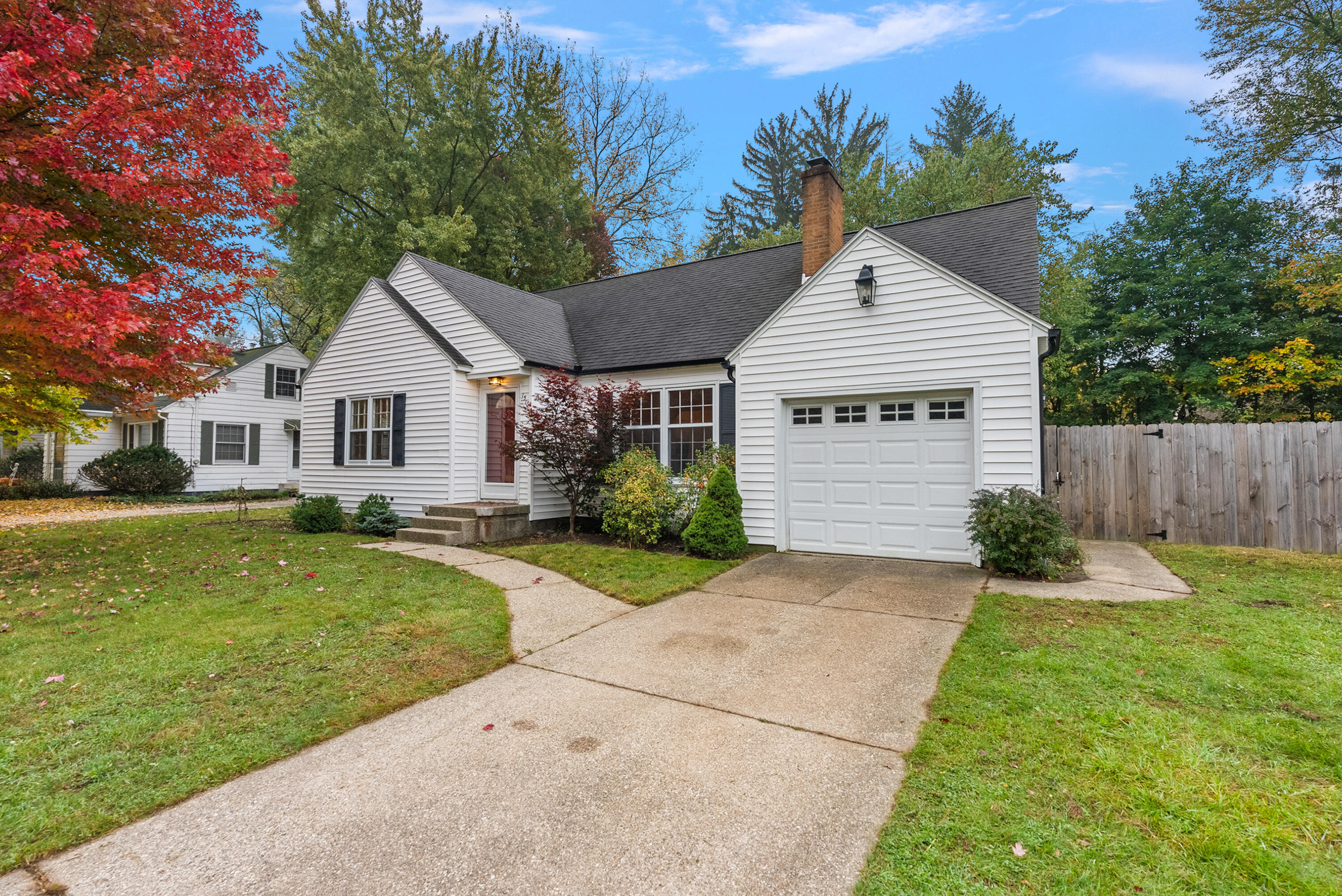 1510 Lancashire Drive SE Grand Rapids MI 49508