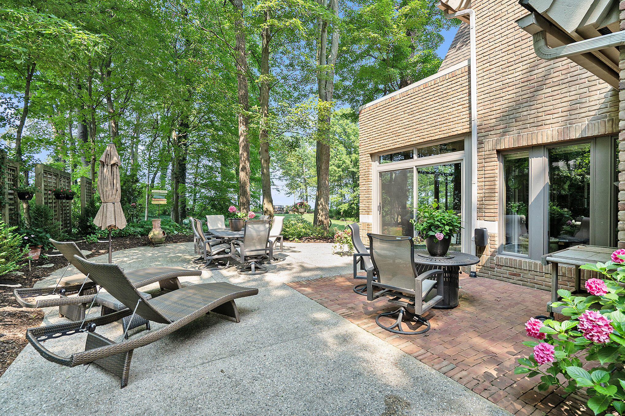 5285 N Lakeshore Drive Holland MI 49424