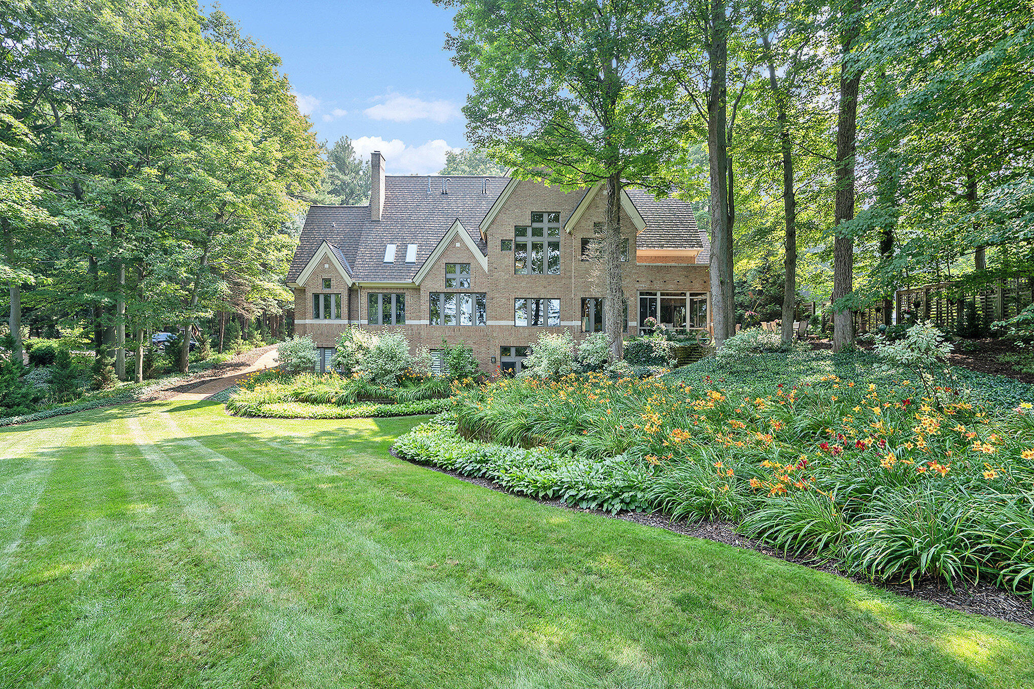 5285 N Lakeshore Drive Holland MI 49424