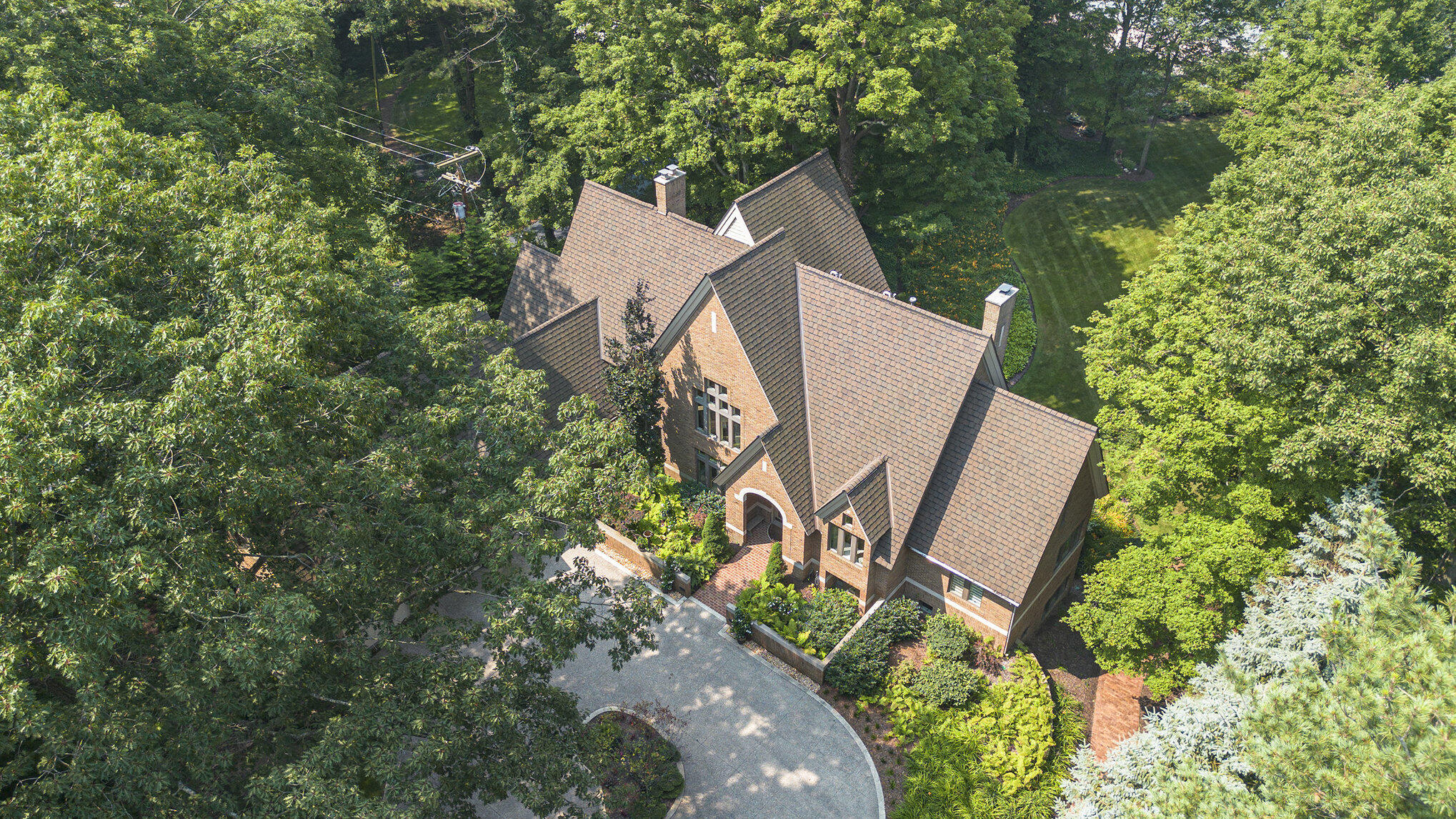 5285 N Lakeshore Drive Holland MI 49424