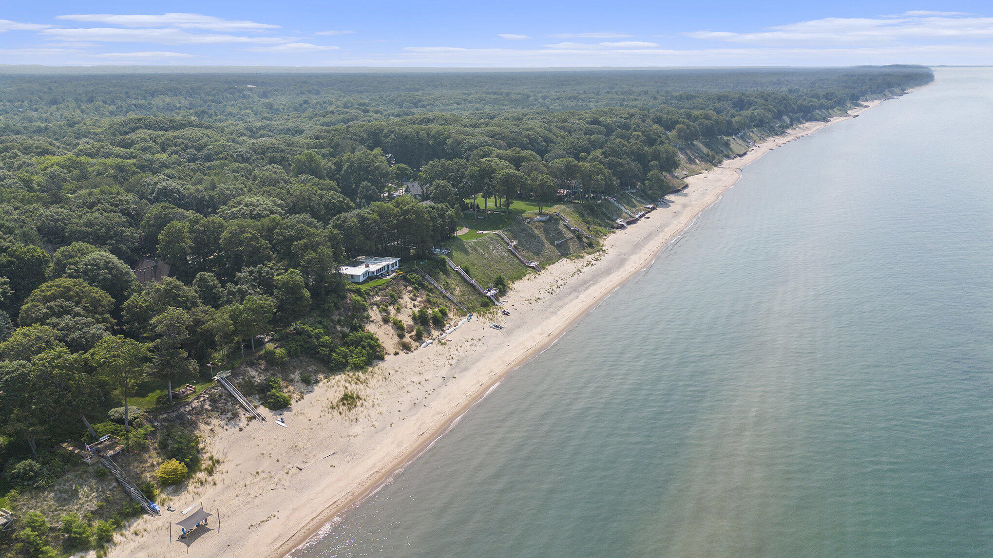 5285 N Lakeshore Drive Holland MI 49424