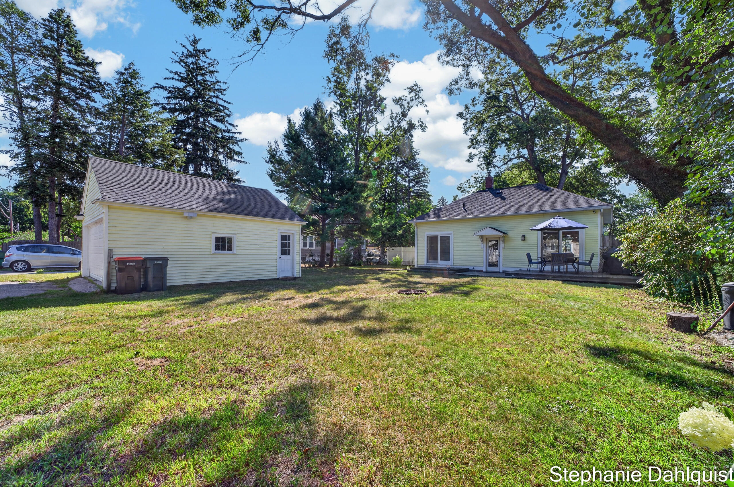 1210 Ruddiman Drive Muskegon MI 49445