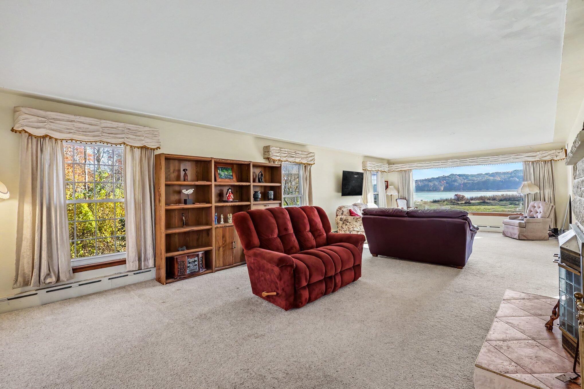 3455 Memorial Drive Muskegon MI 49445