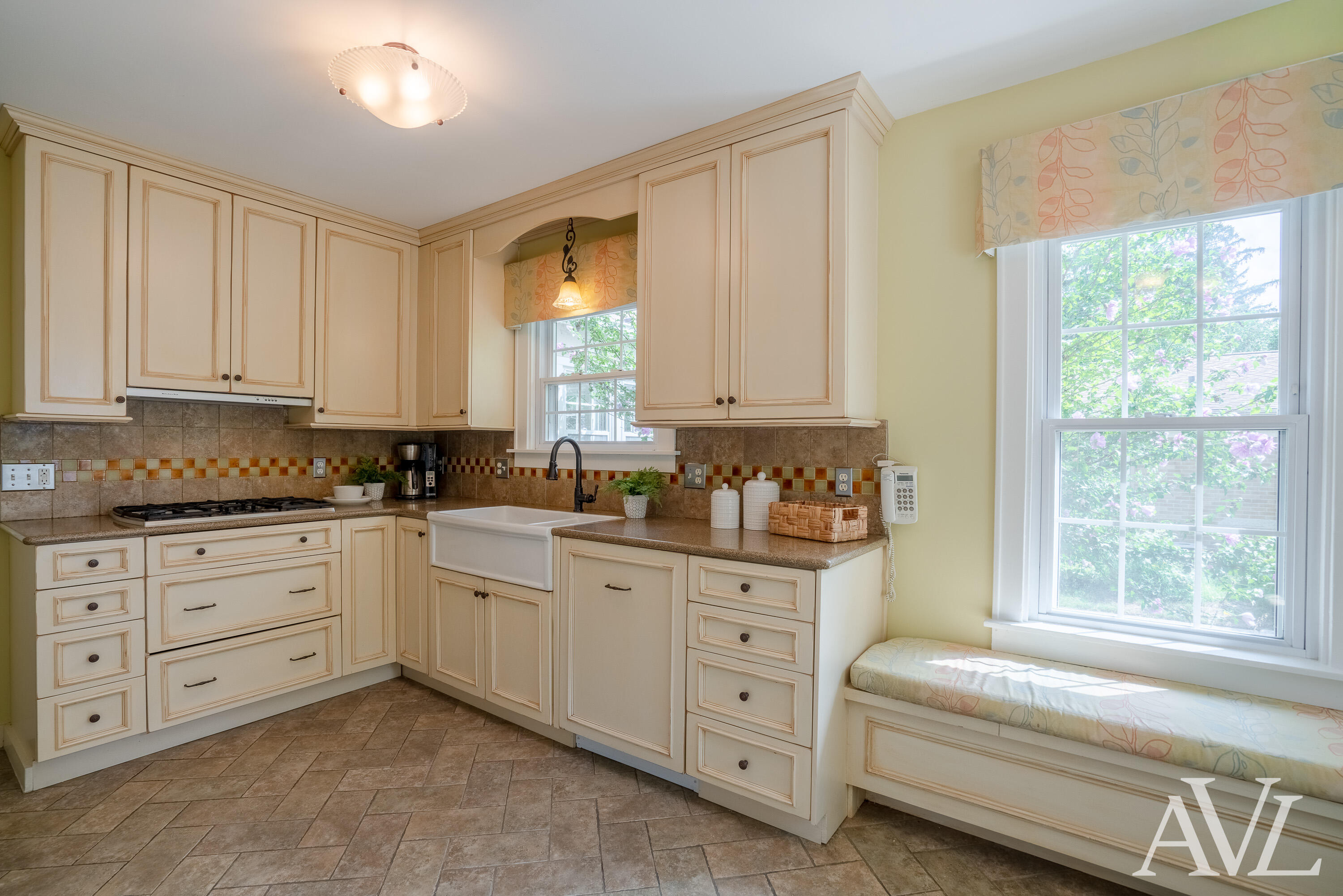 315 Bristol Avenue NW Grand Rapids MI 49504