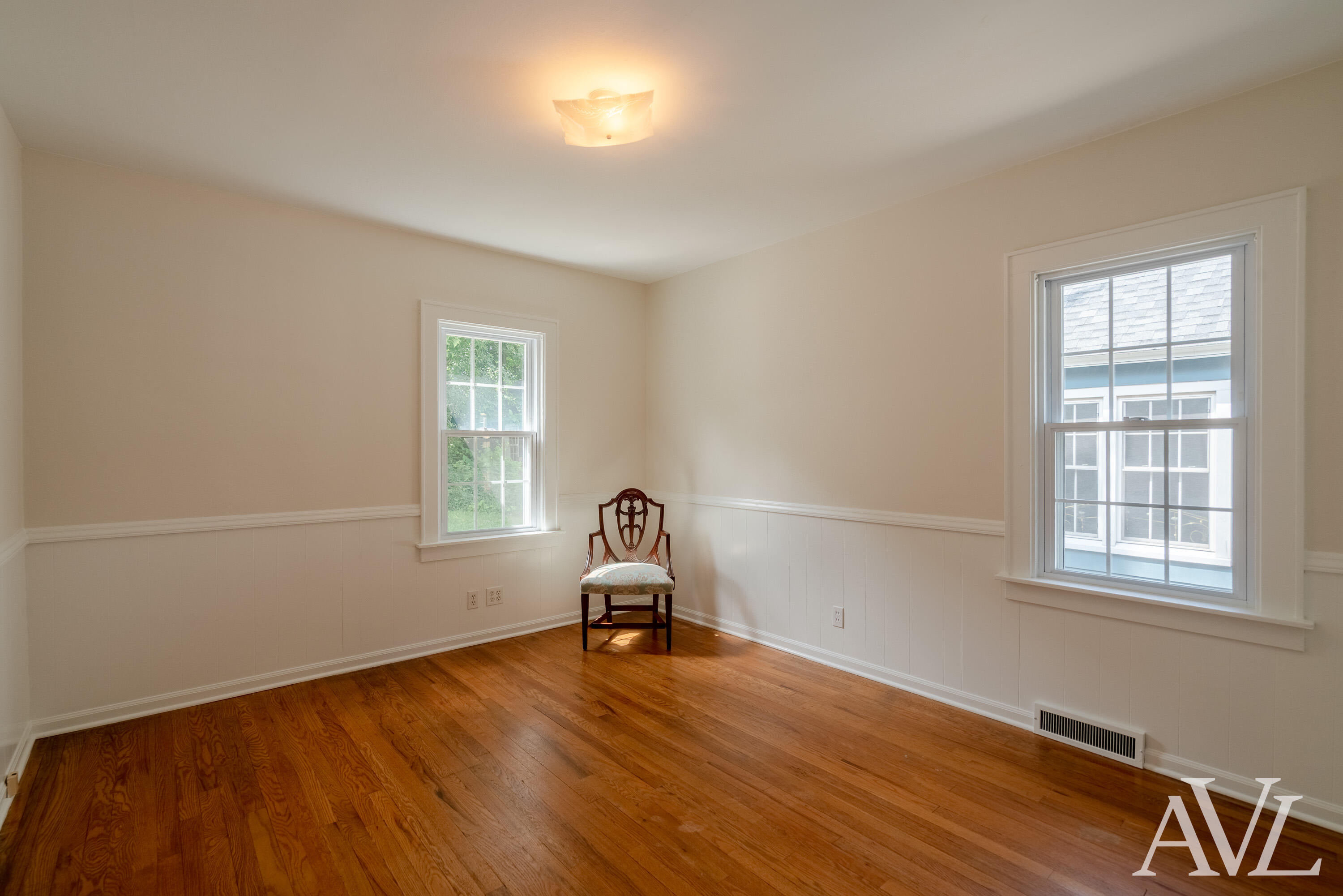 315 Bristol Avenue NW Grand Rapids MI 49504