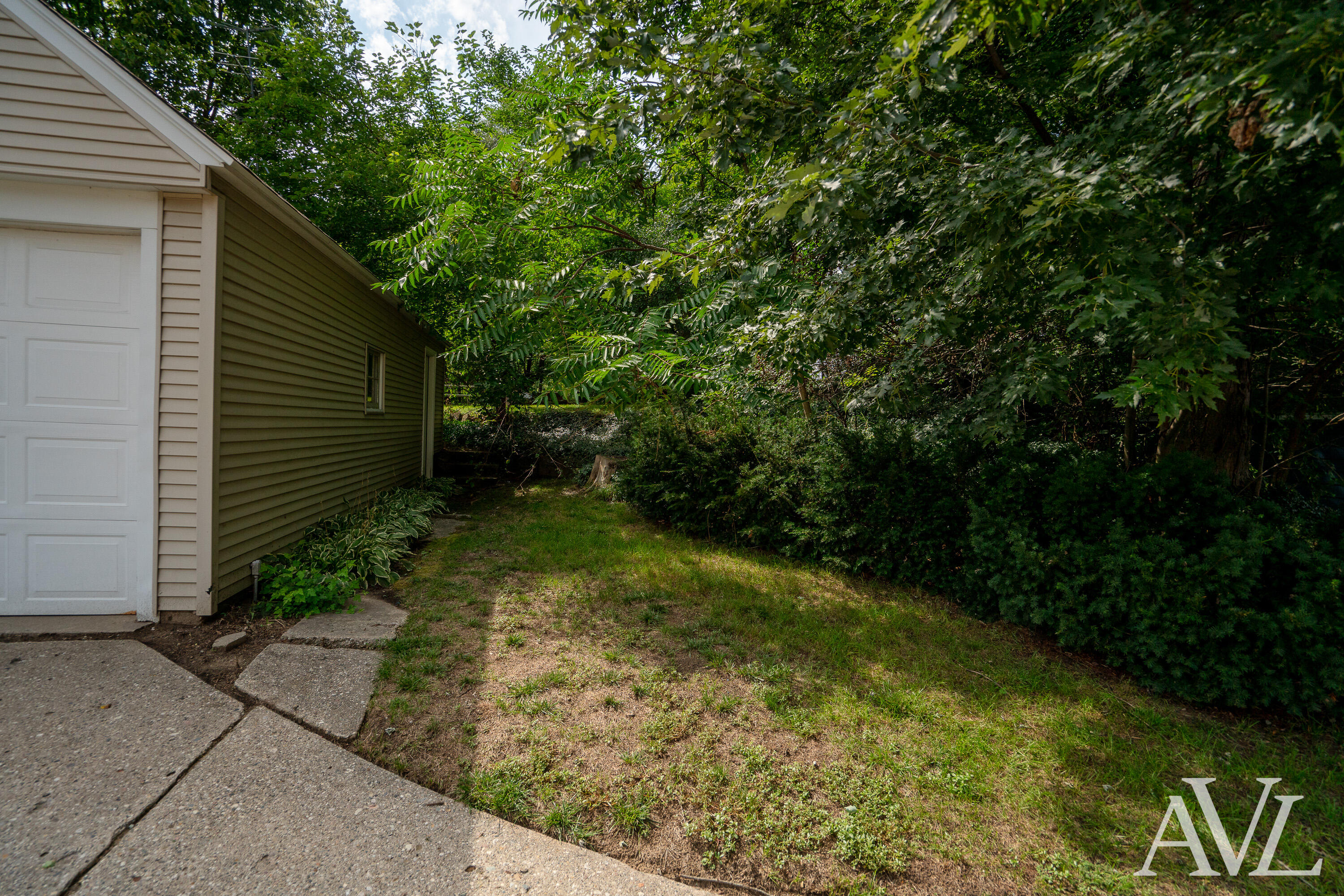 315 Bristol Avenue NW Grand Rapids MI 49504