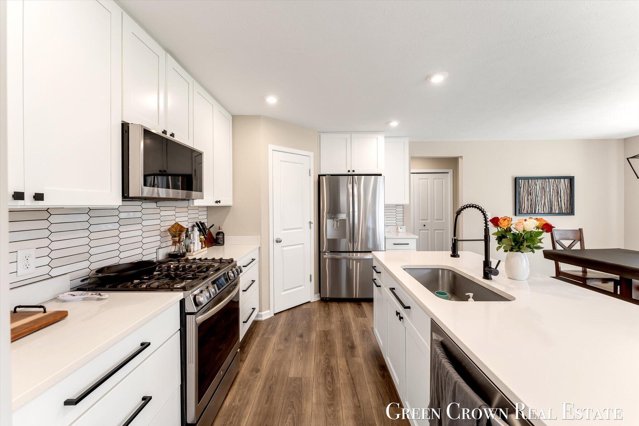 9299 Sunset Ridge Drive NE Rockford MI 49341