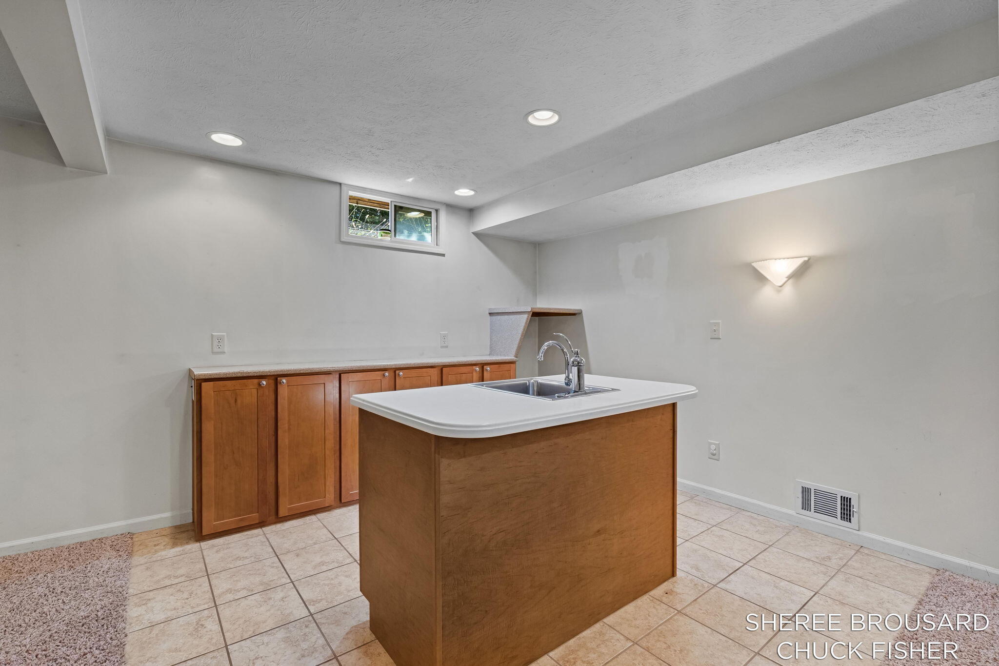 2495 Holtman Drive NE Grand Rapids MI 49525