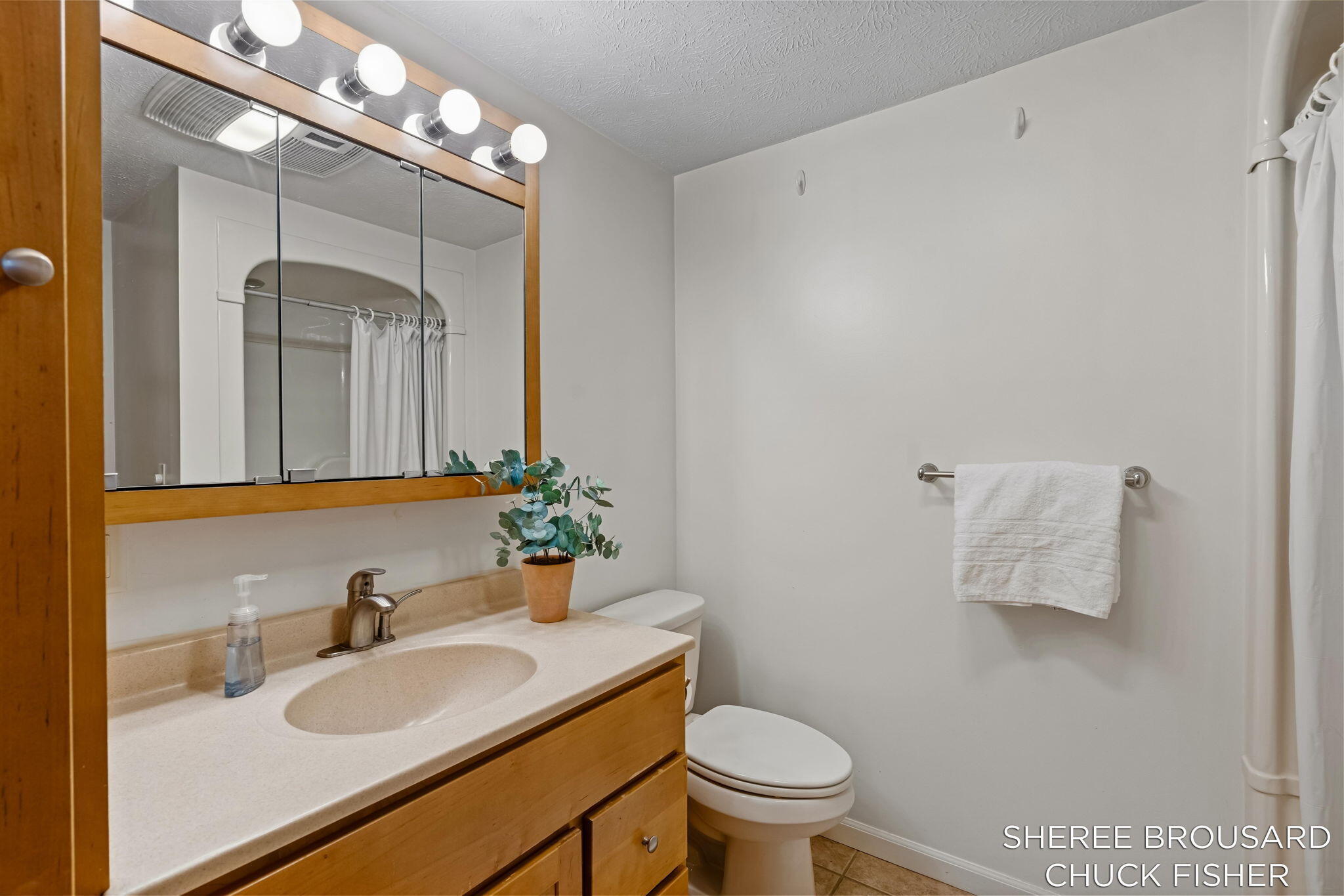 2495 Holtman Drive NE Grand Rapids MI 49525