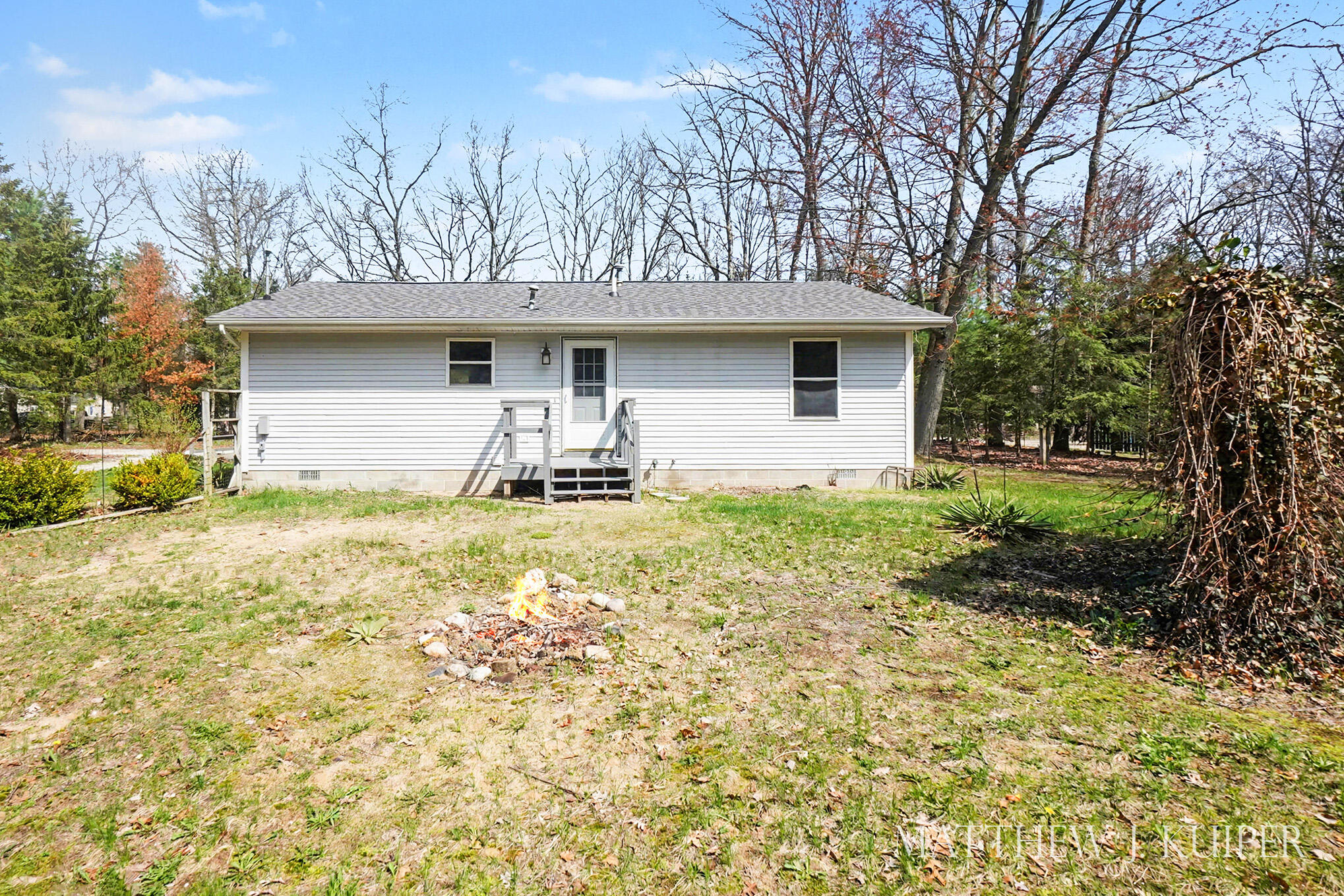 6901 Evanston Avenue Muskegon MI 49442