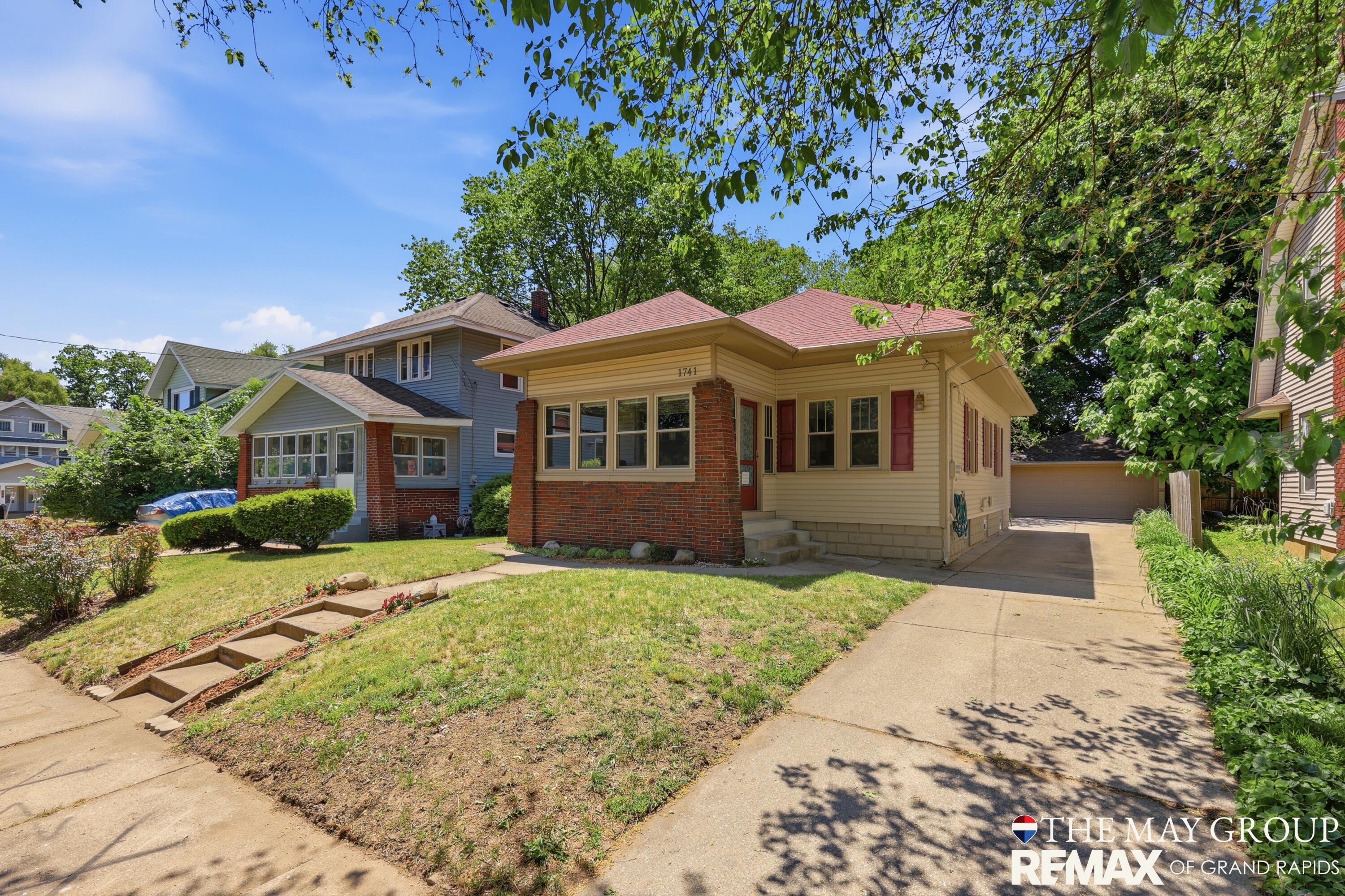1741 Godwin Avenue SE Grand Rapids MI 49507