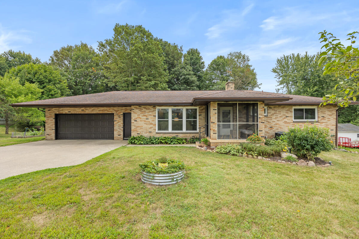 3091 118th Avenue Allegan MI 49010