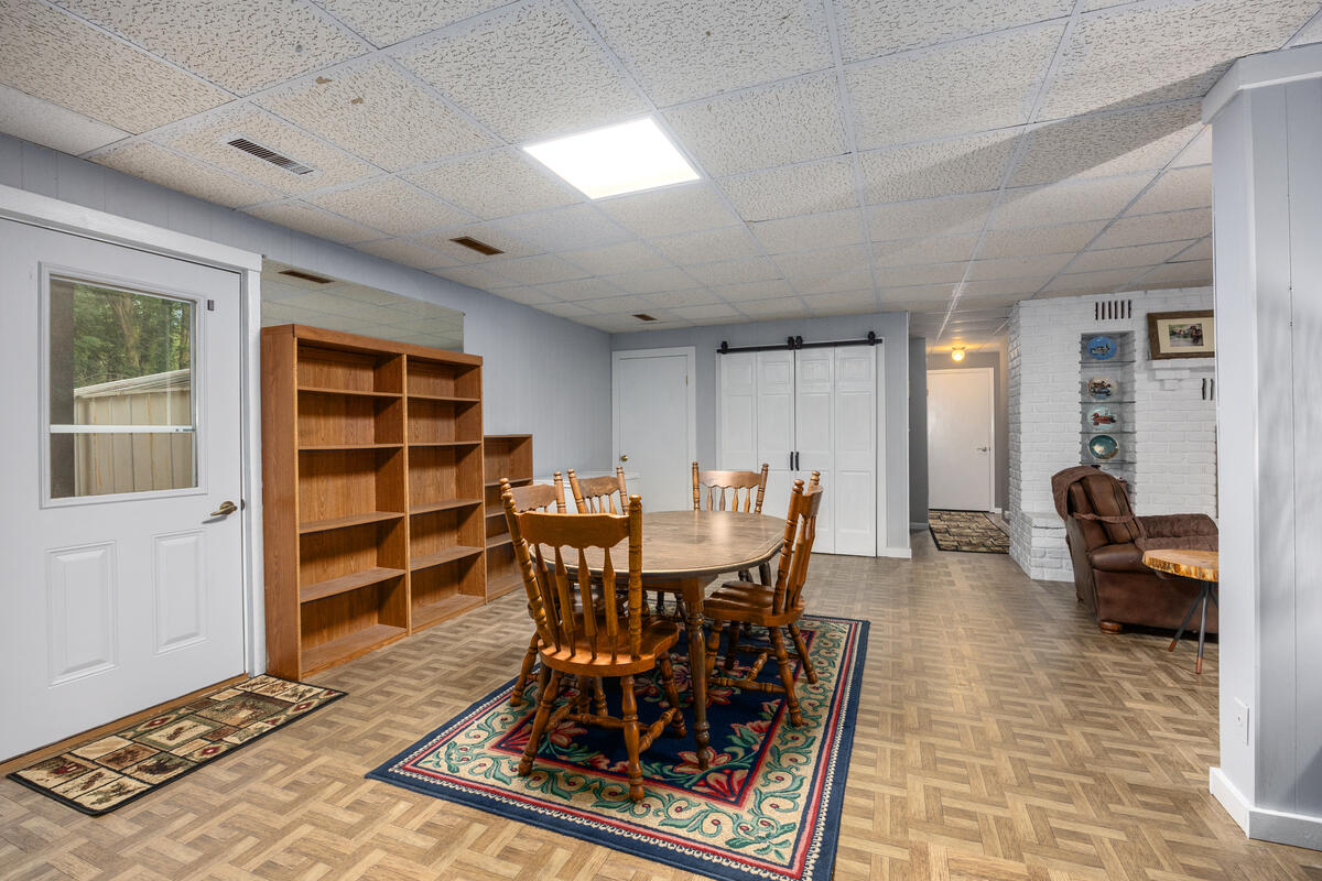 3091 118th Avenue Allegan MI 49010