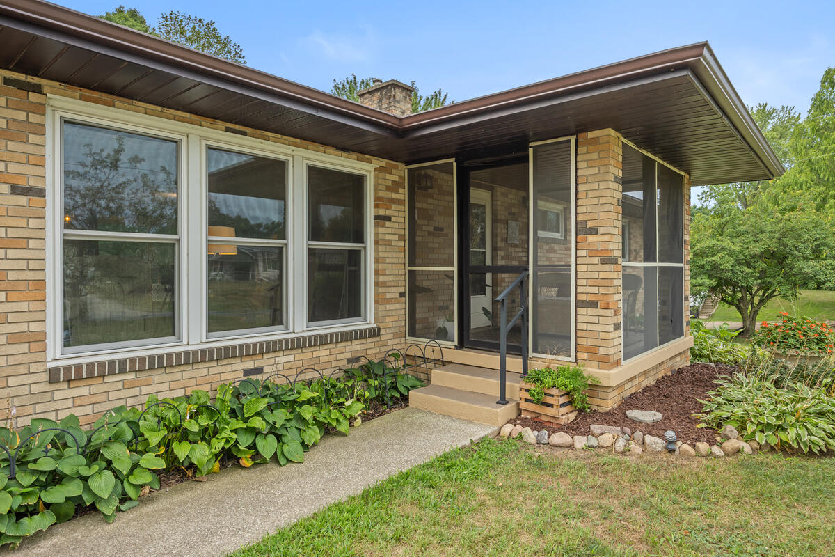 3091 118th Avenue Allegan MI 49010
