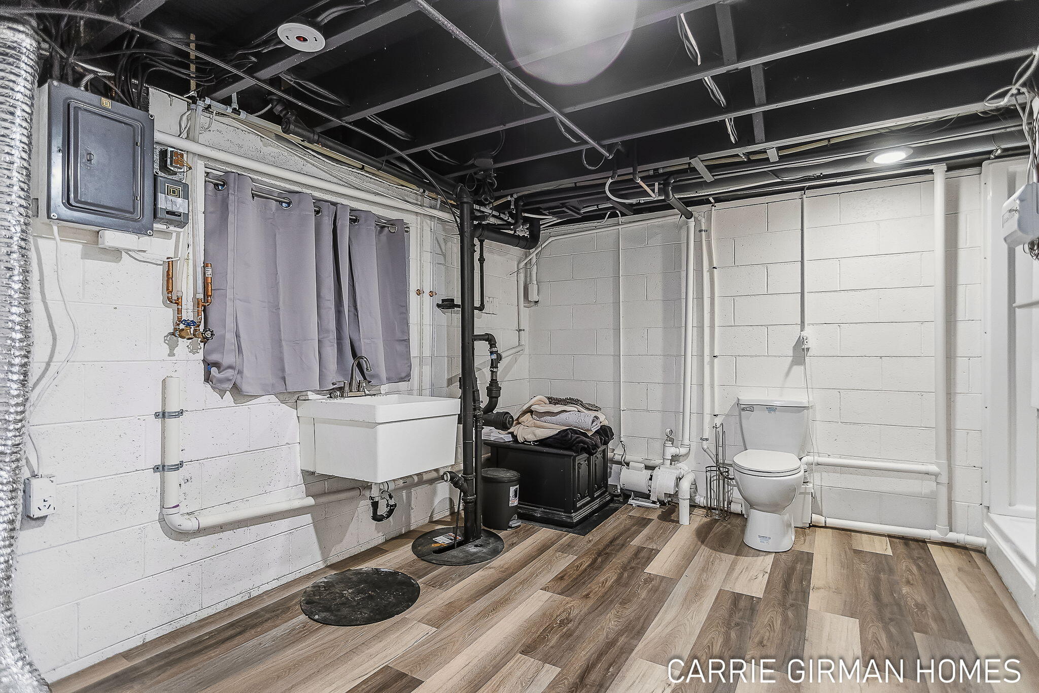 5159 Melmax Street Norton Shores MI 49441