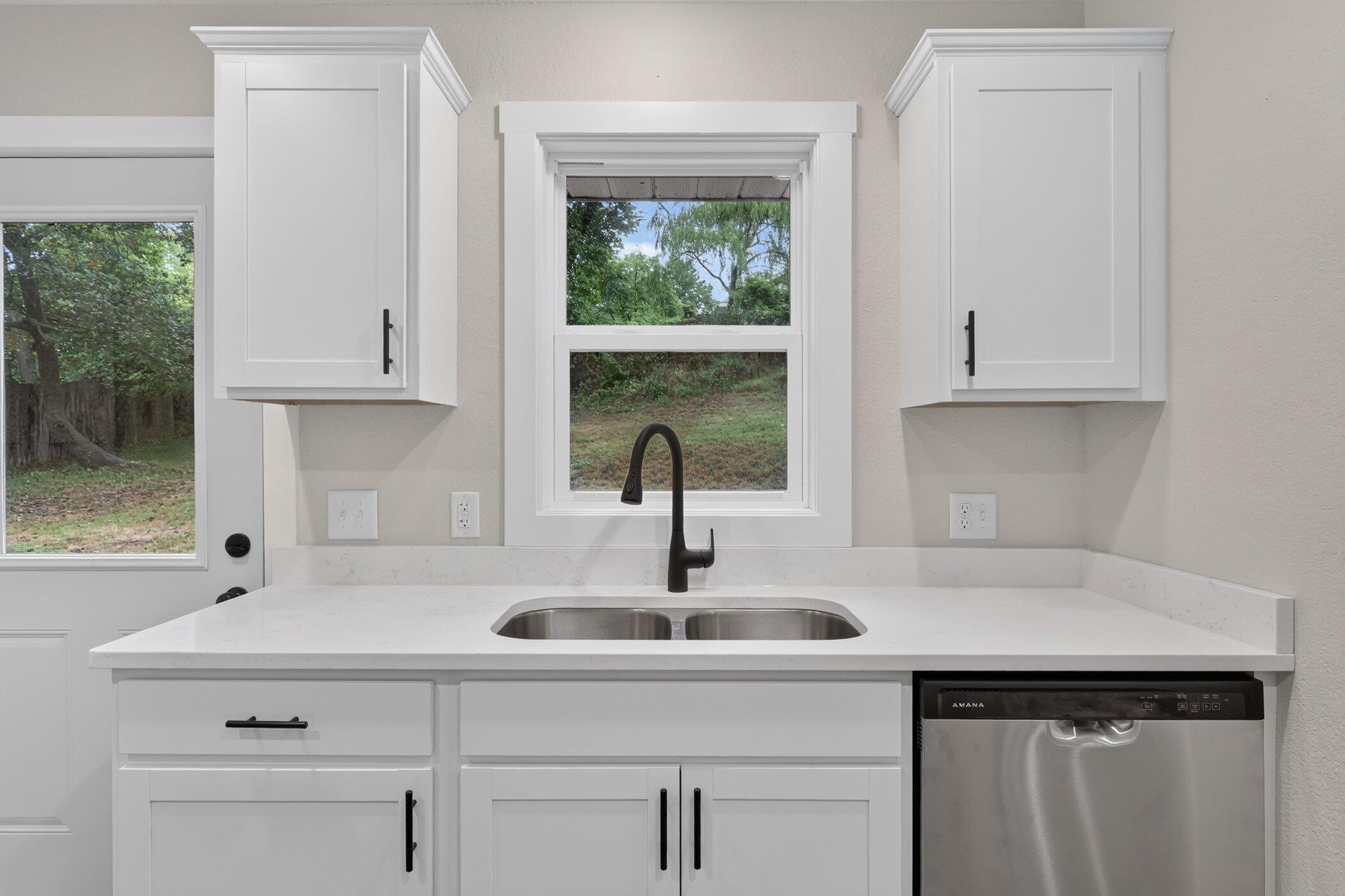 3427 Wood Street Kalamazoo MI 49008