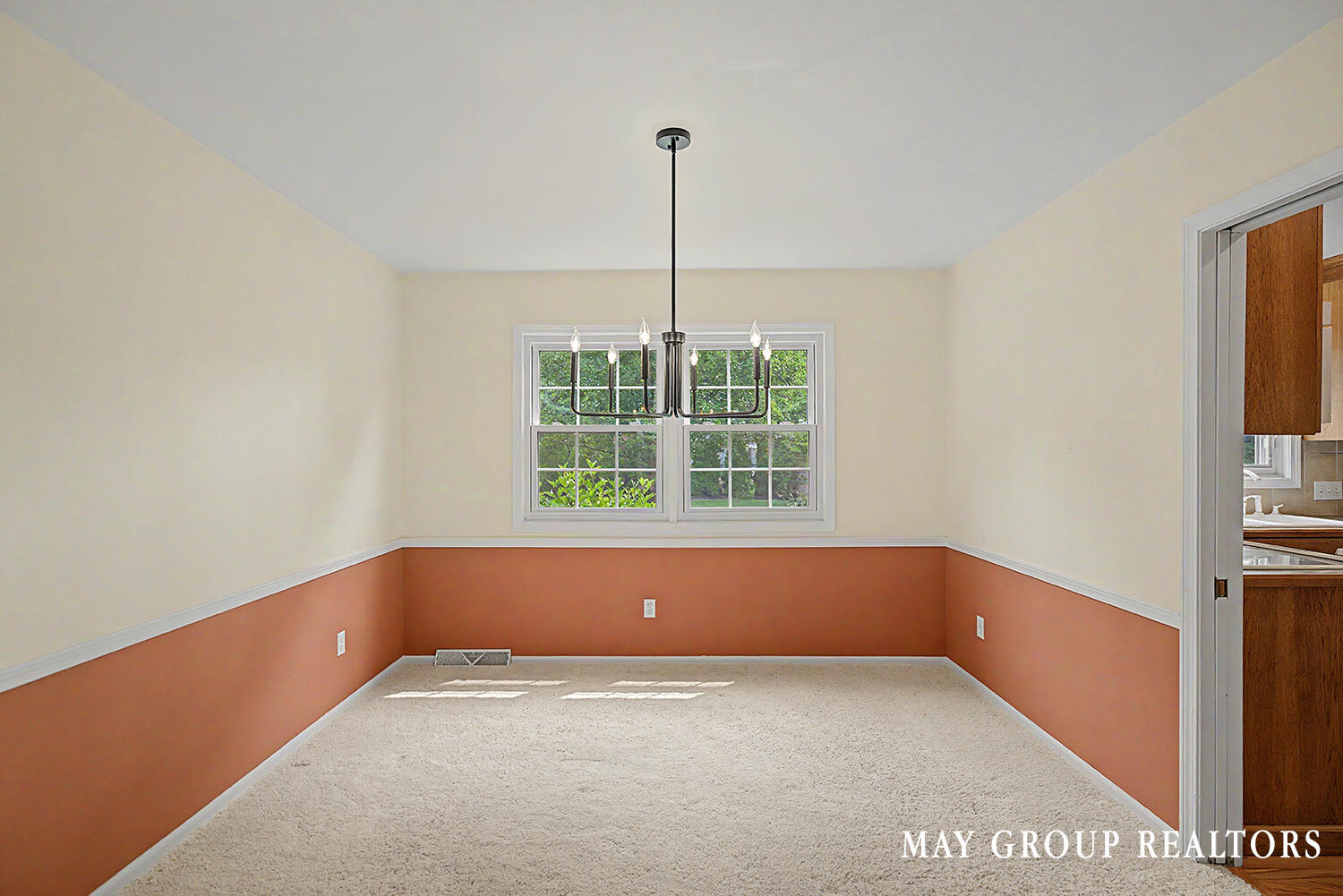 4840 Cresthill Drive NE Grand Rapids MI 49525