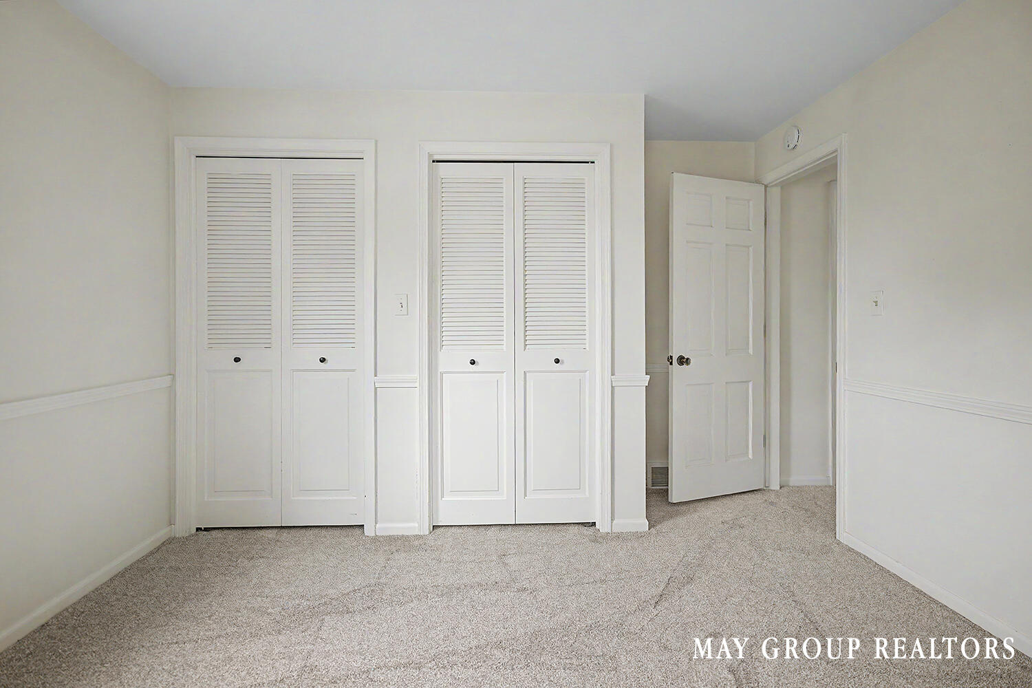 4840 Cresthill Drive NE Grand Rapids MI 49525