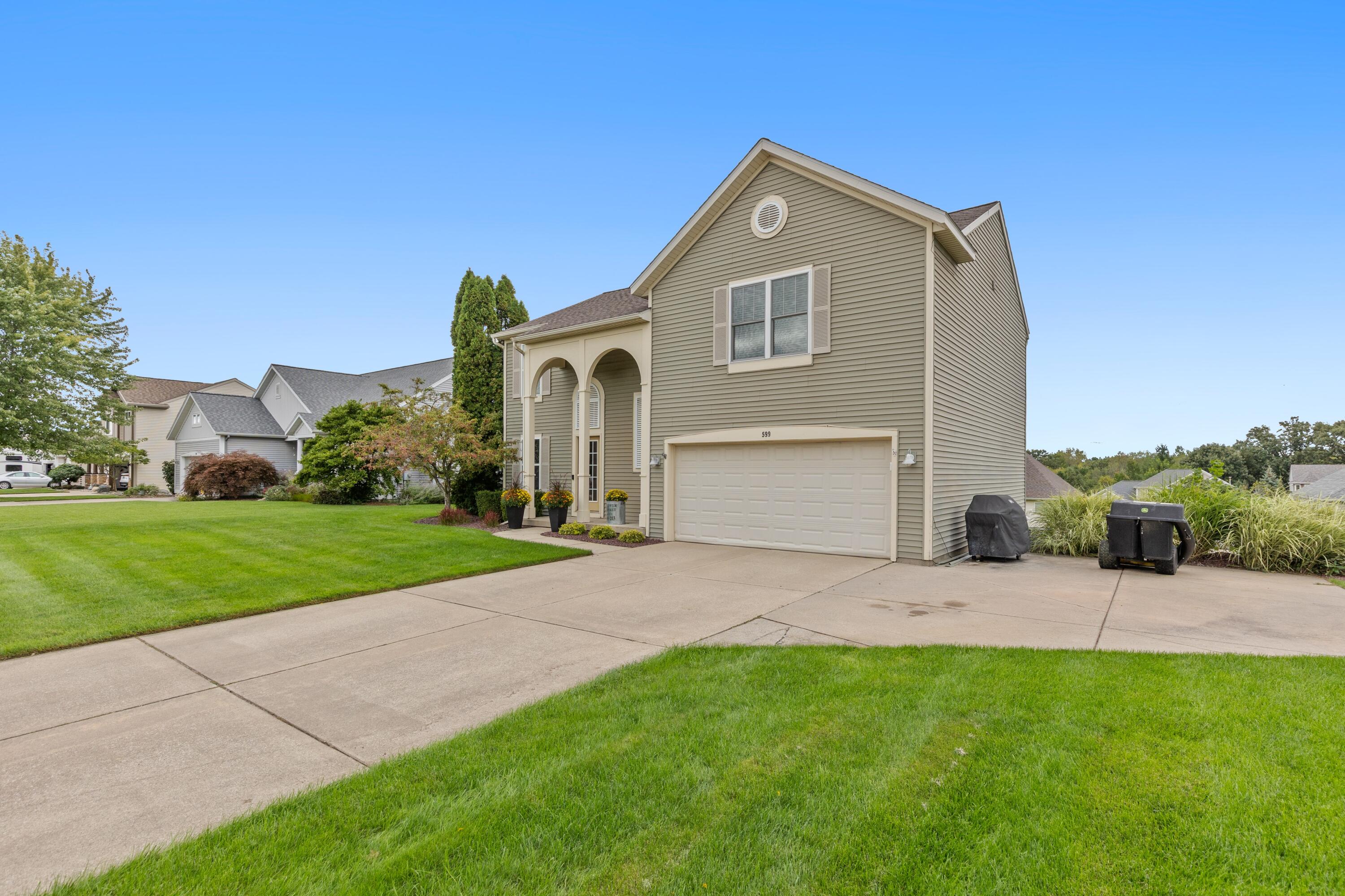 599 Oldfield Drive SE Byron Center MI 49315