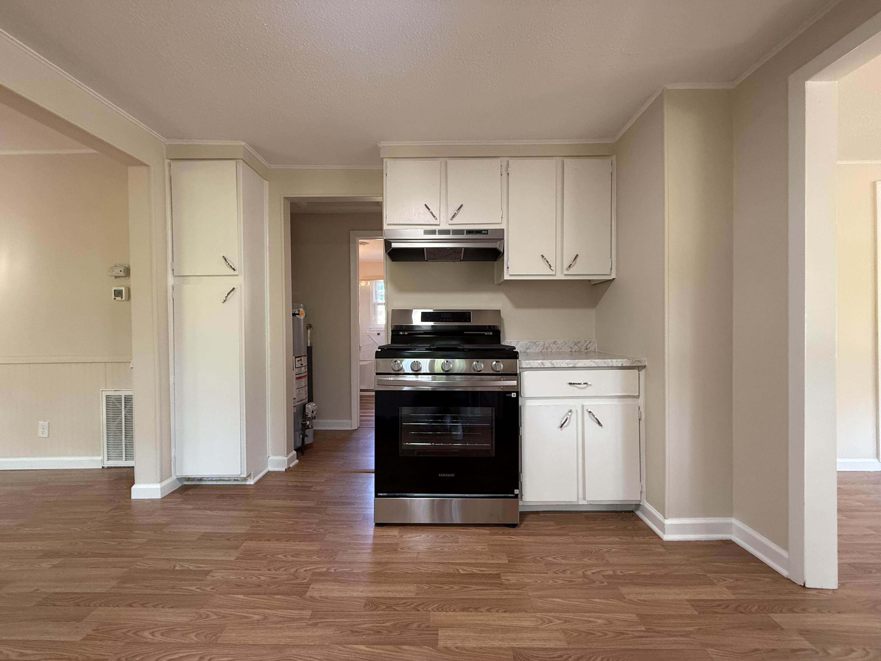 1475 E Summit Avenue Muskegon MI 49444